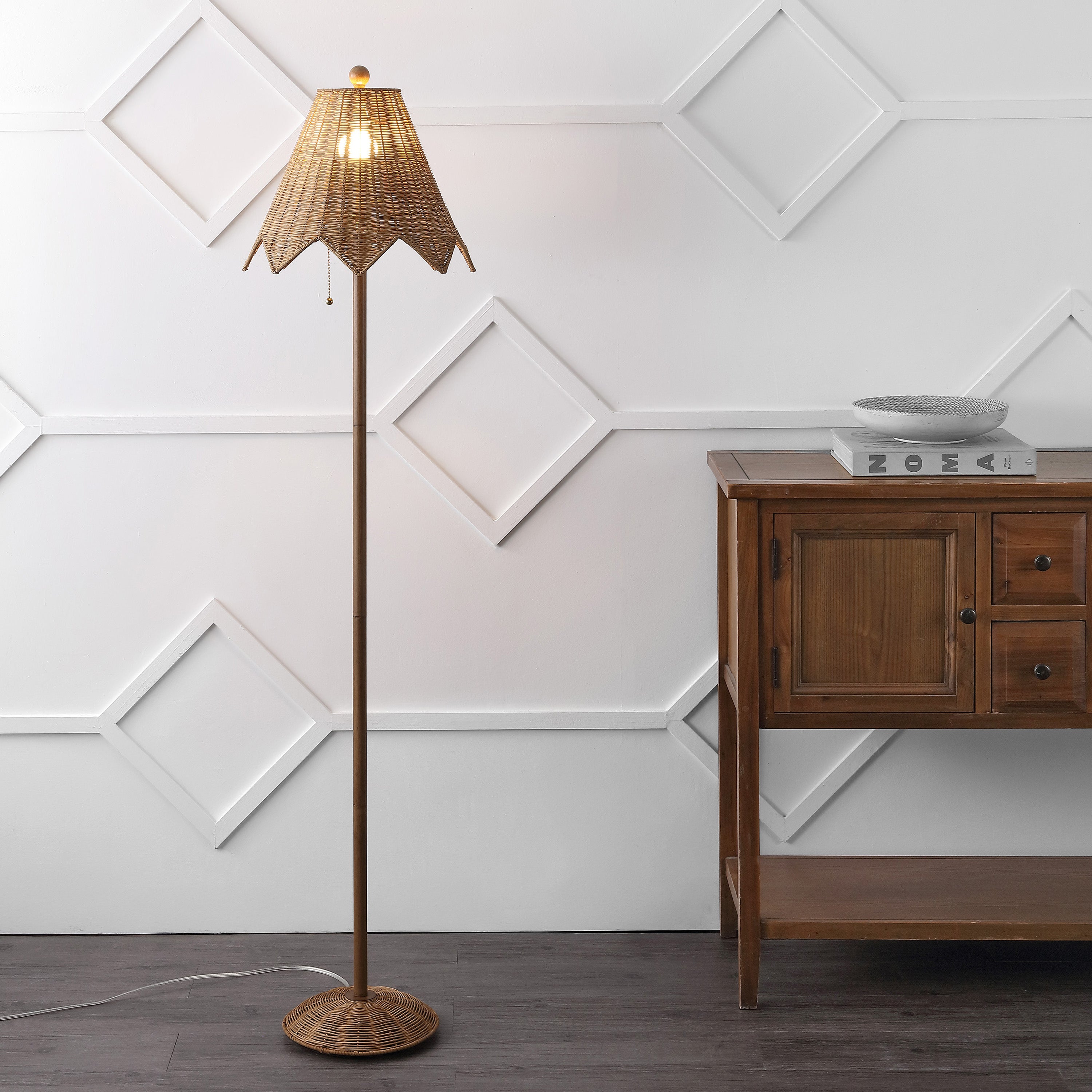 Tybee 60.5" Traditional Coastal Rattan Scalloped LED Floor Lamp