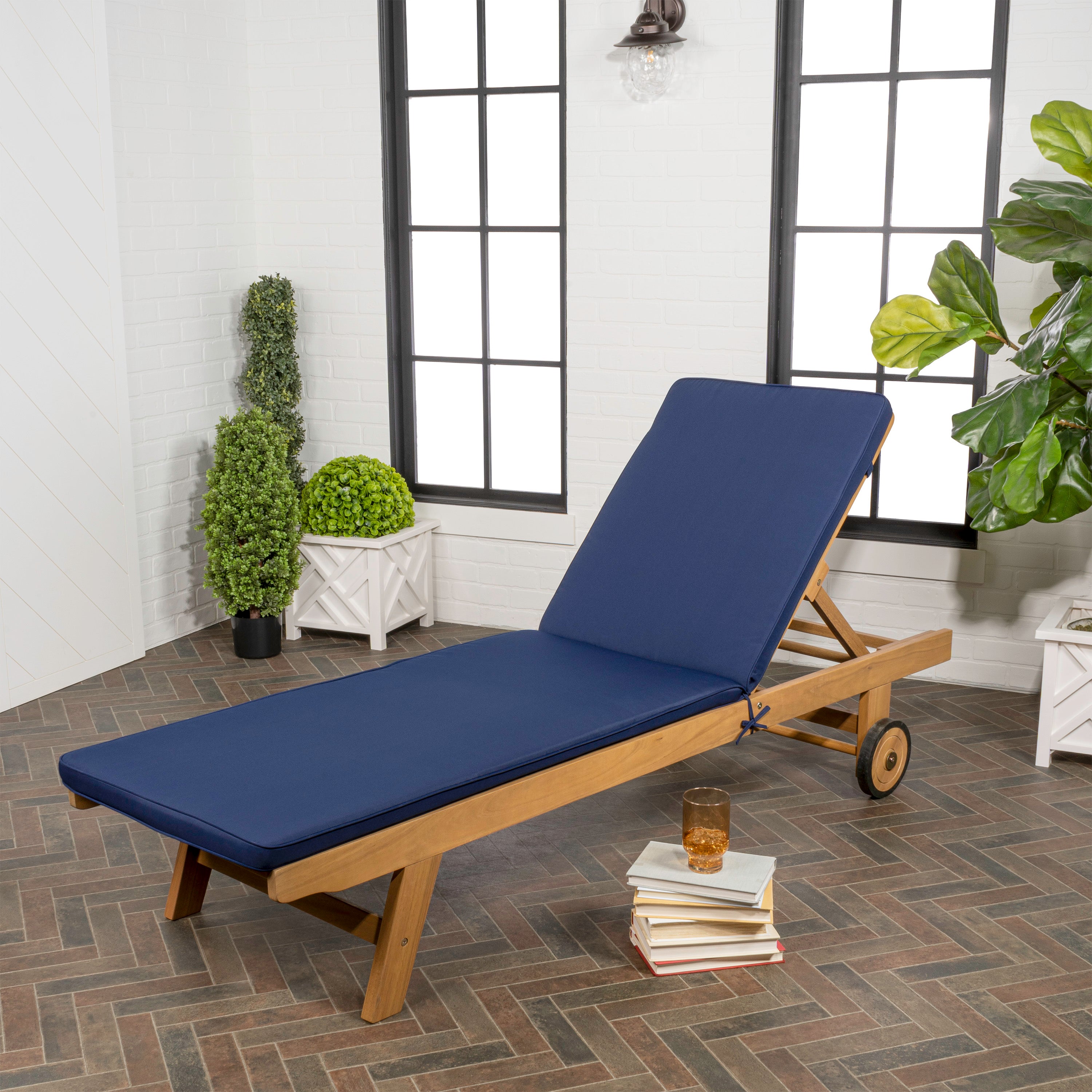 Mallorca Modern Classic Adjustable Acacia Wood Chaise Outdoor Lounge Chair with Cushion & Wheels