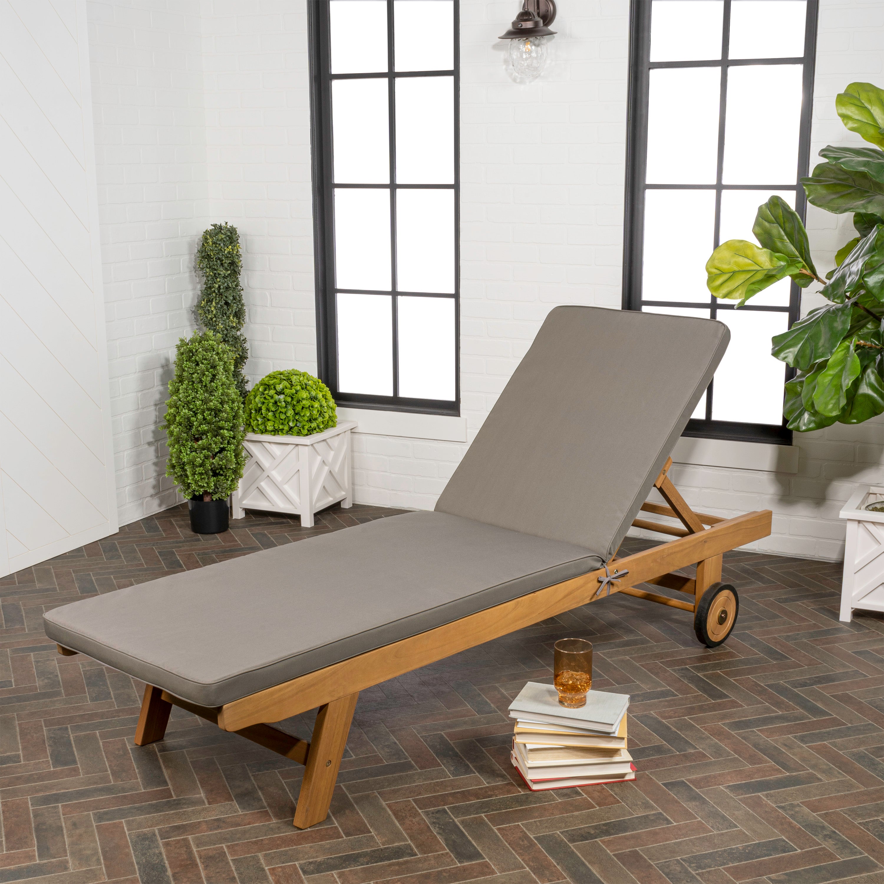 Mallorca Modern Classic Adjustable Acacia Wood Chaise Outdoor Lounge Chair with Cushion & Wheels