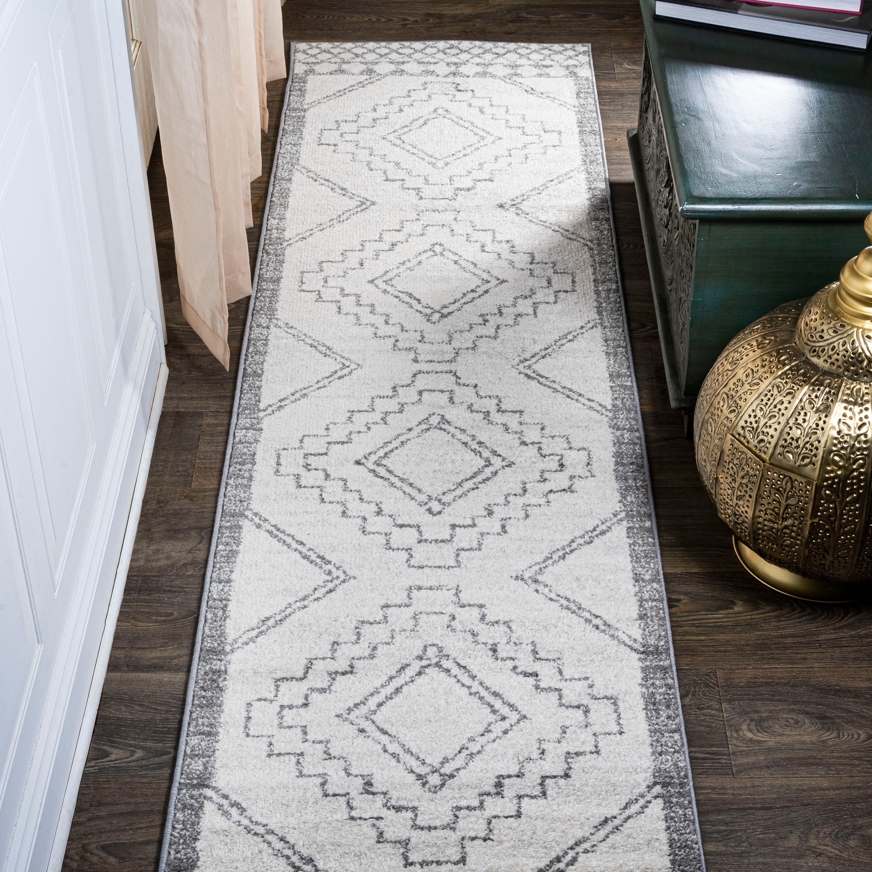 Amir Moroccan Beni Souk Area Rug