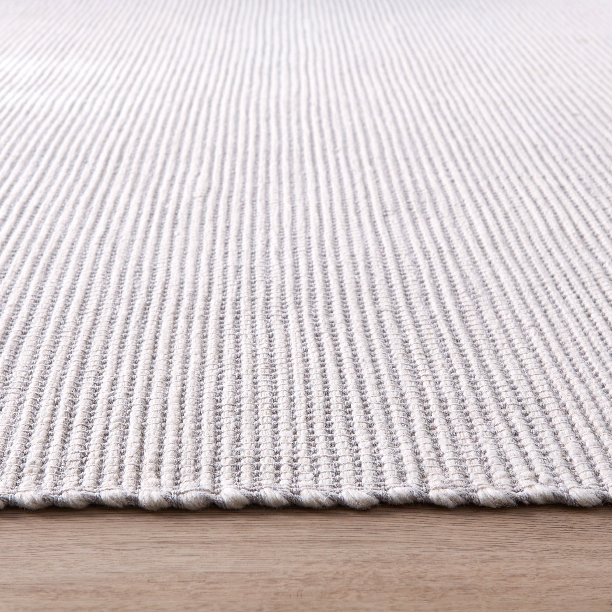 Saira Rug