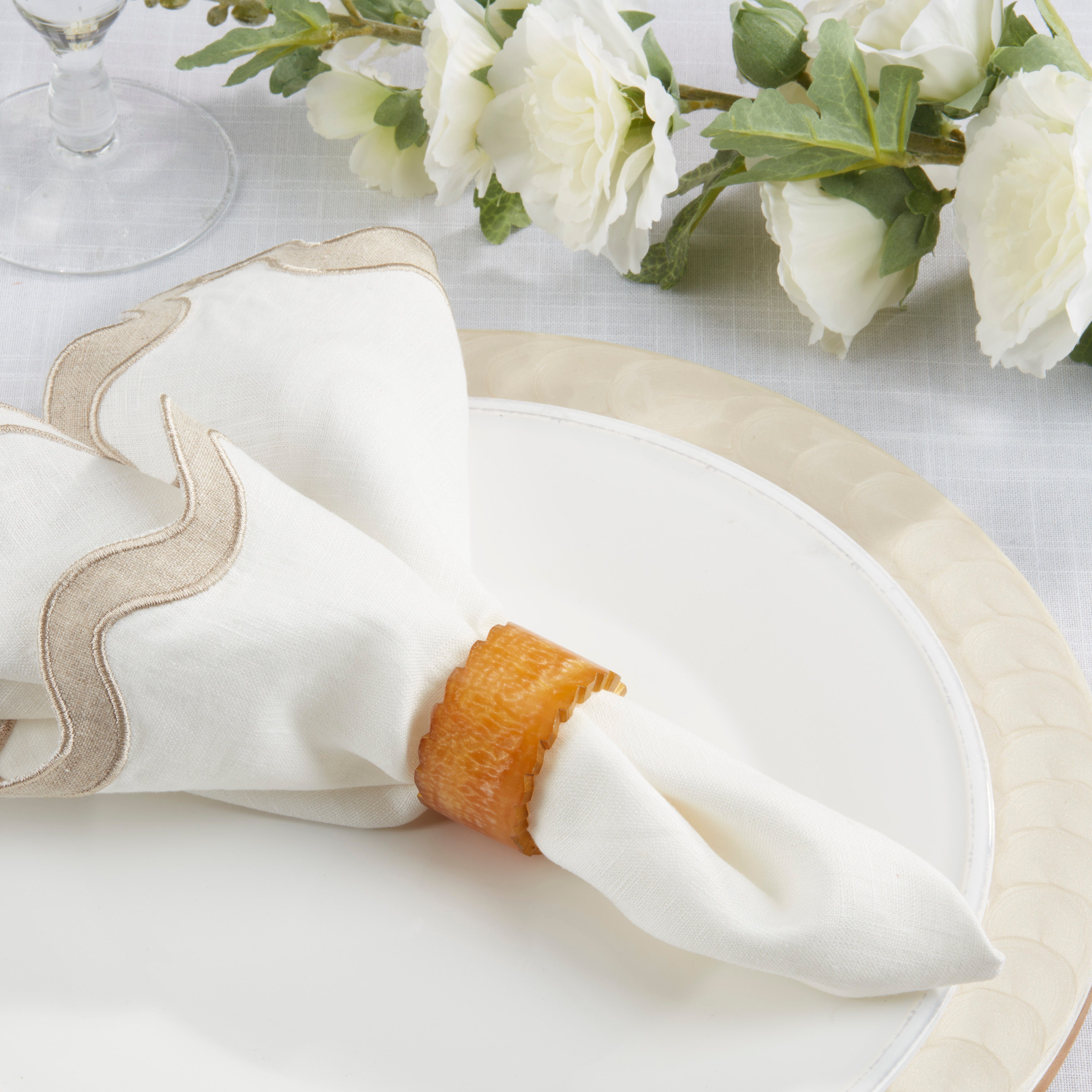 Resin Artistry Napkin Ring, Set of 4