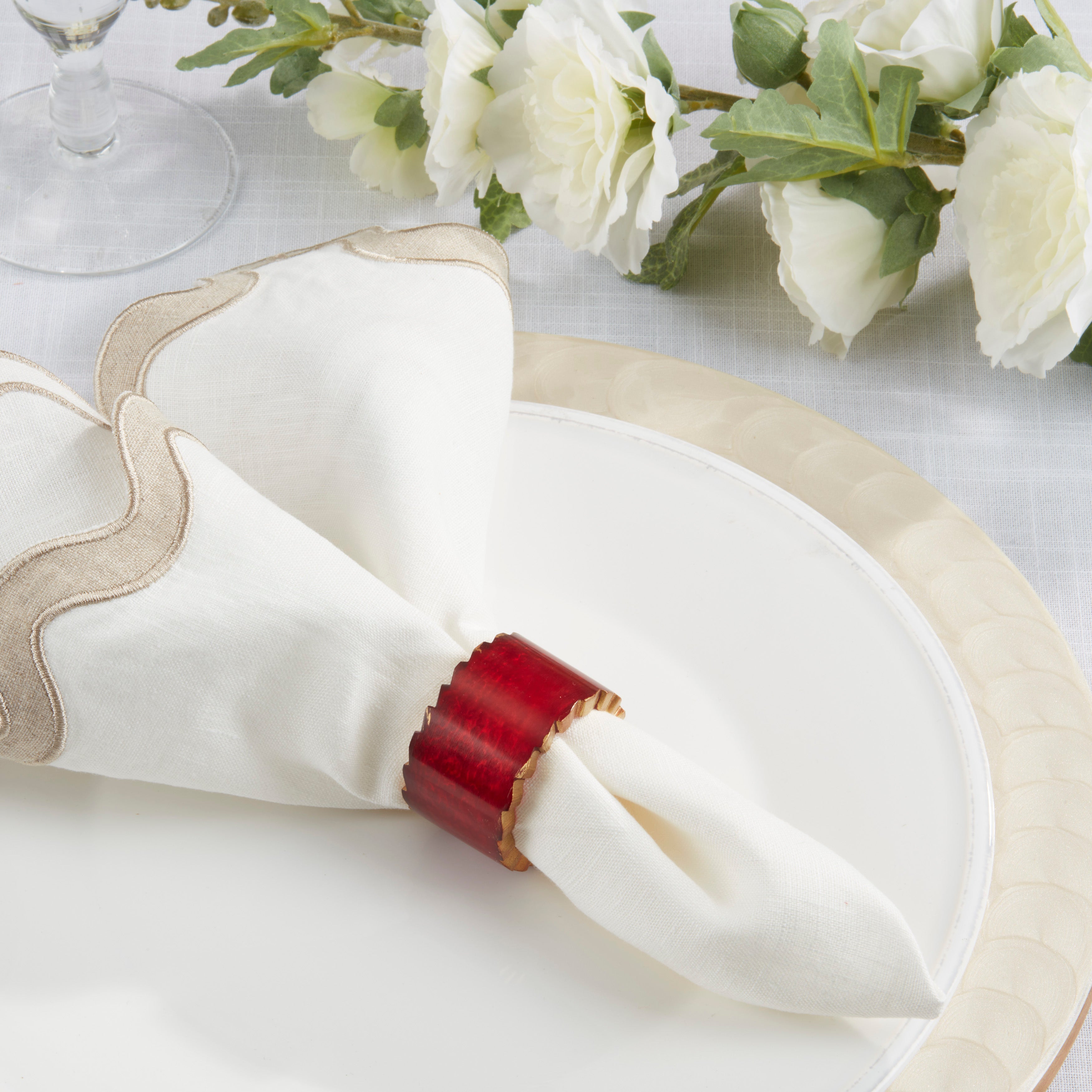 Resin Artistry Napkin Ring, Set of 4
