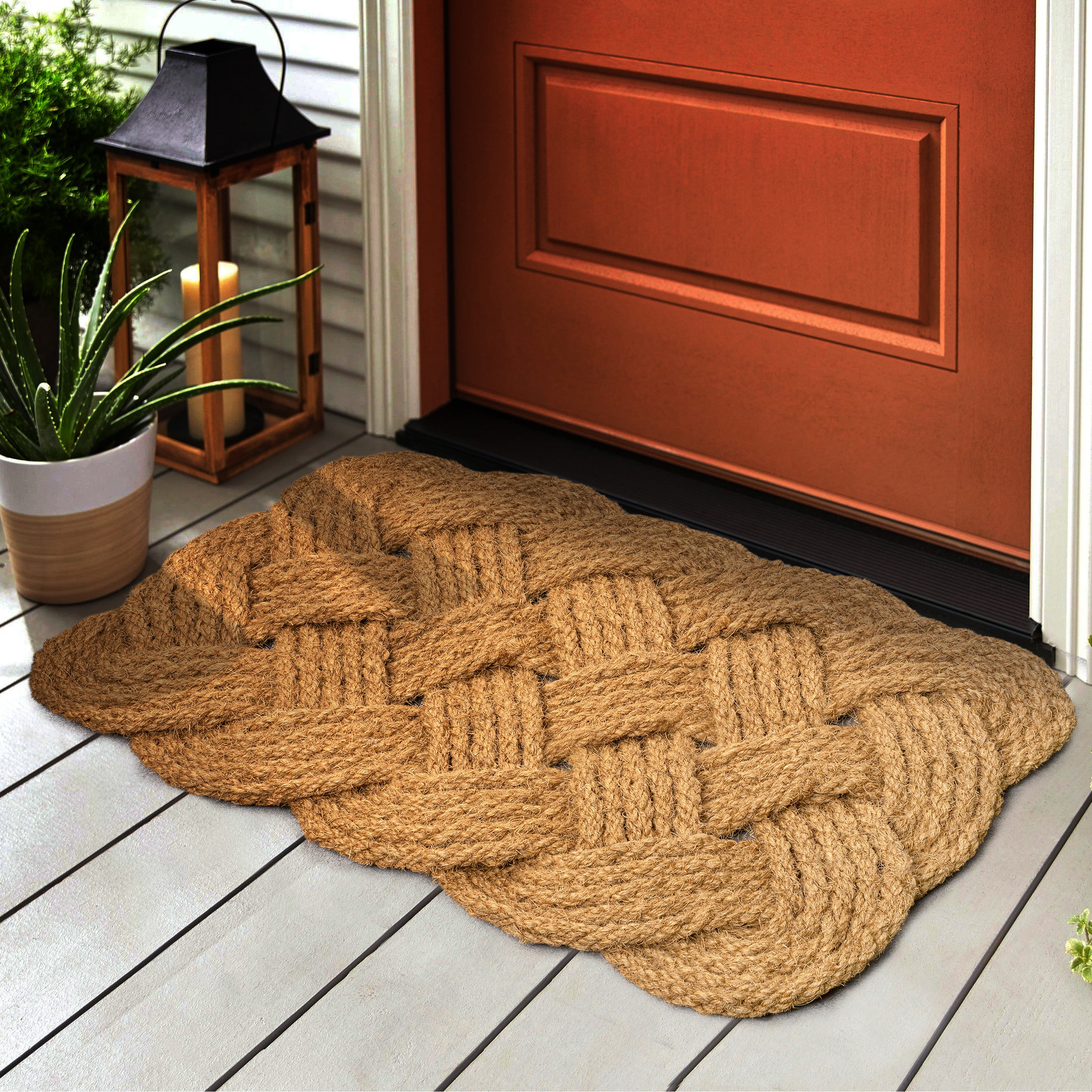 Maeve Classic Coastal Scalloped Basketweave Coir Indoor/Outdoor Door Mat, Set of 2