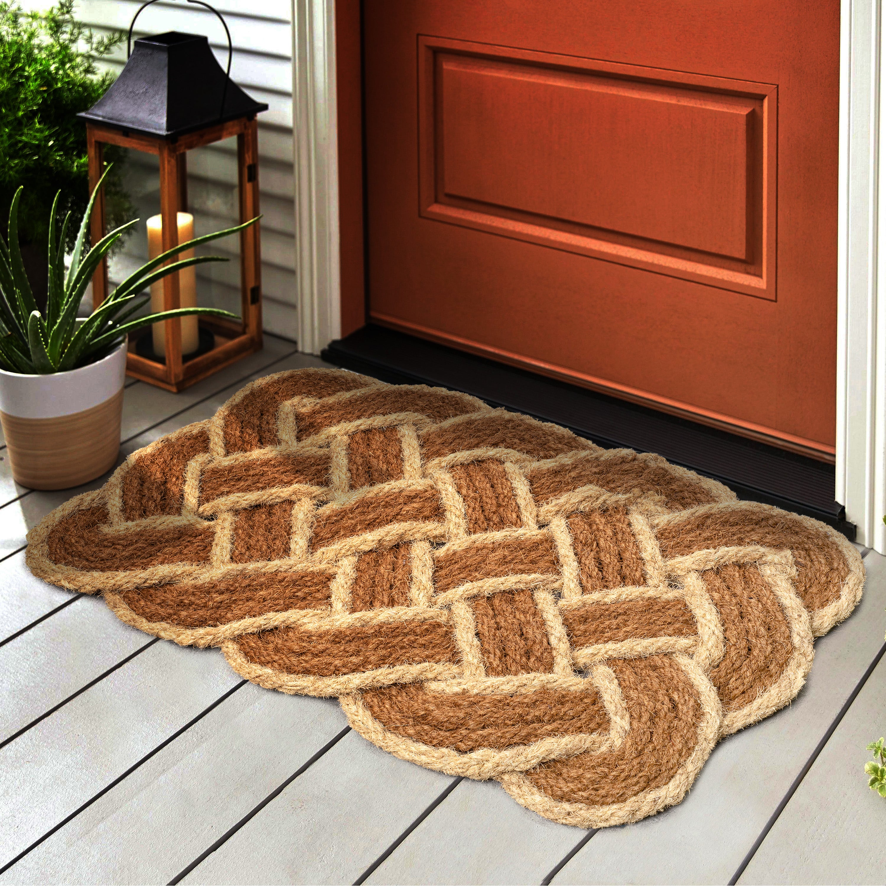 Maeve Classic Coastal Scalloped Basketweave Coir Indoor/Outdoor Door Mat, Set of 2