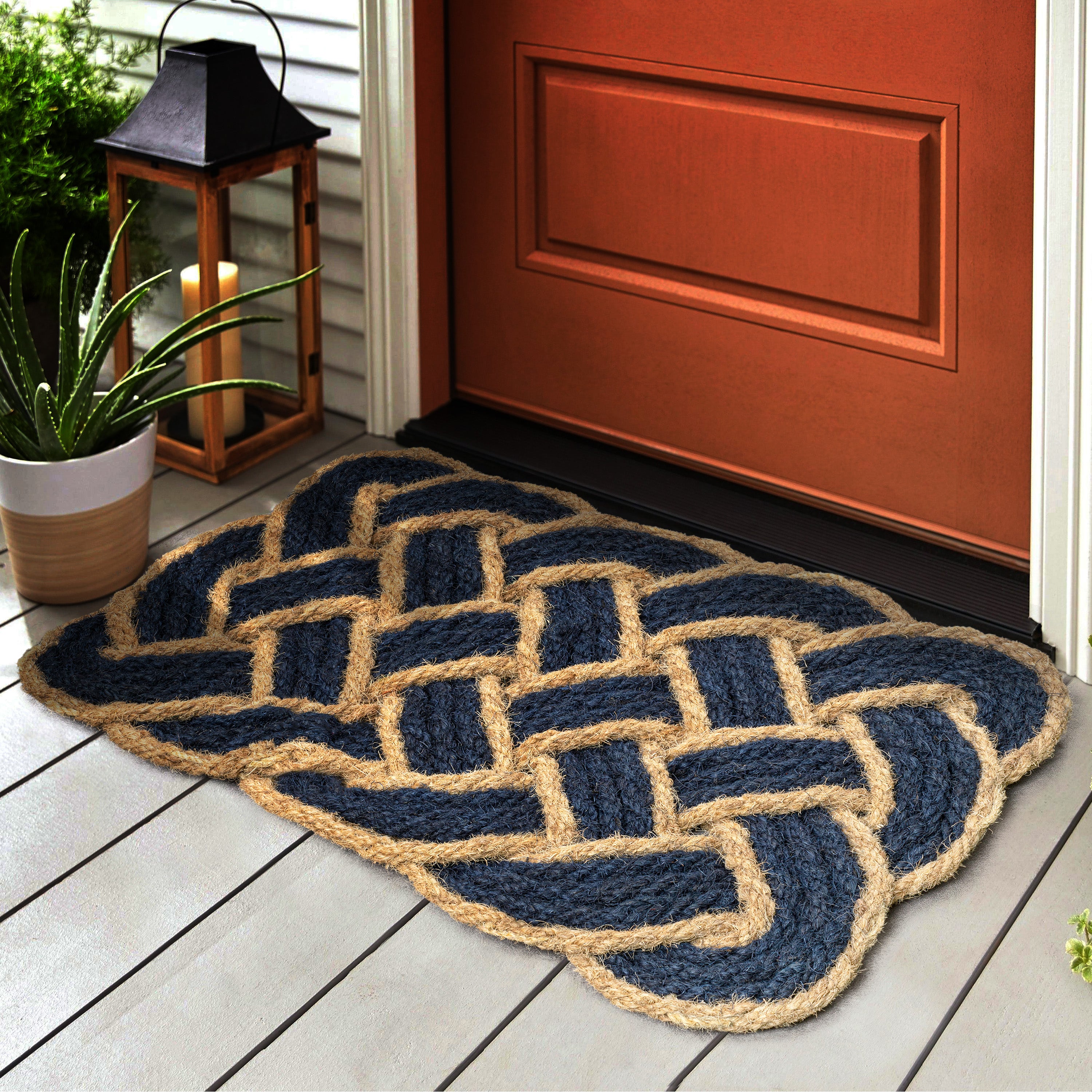 Maeve Classic Coastal Scalloped Basketweave Coir Indoor/Outdoor Door Mat, Set of 2