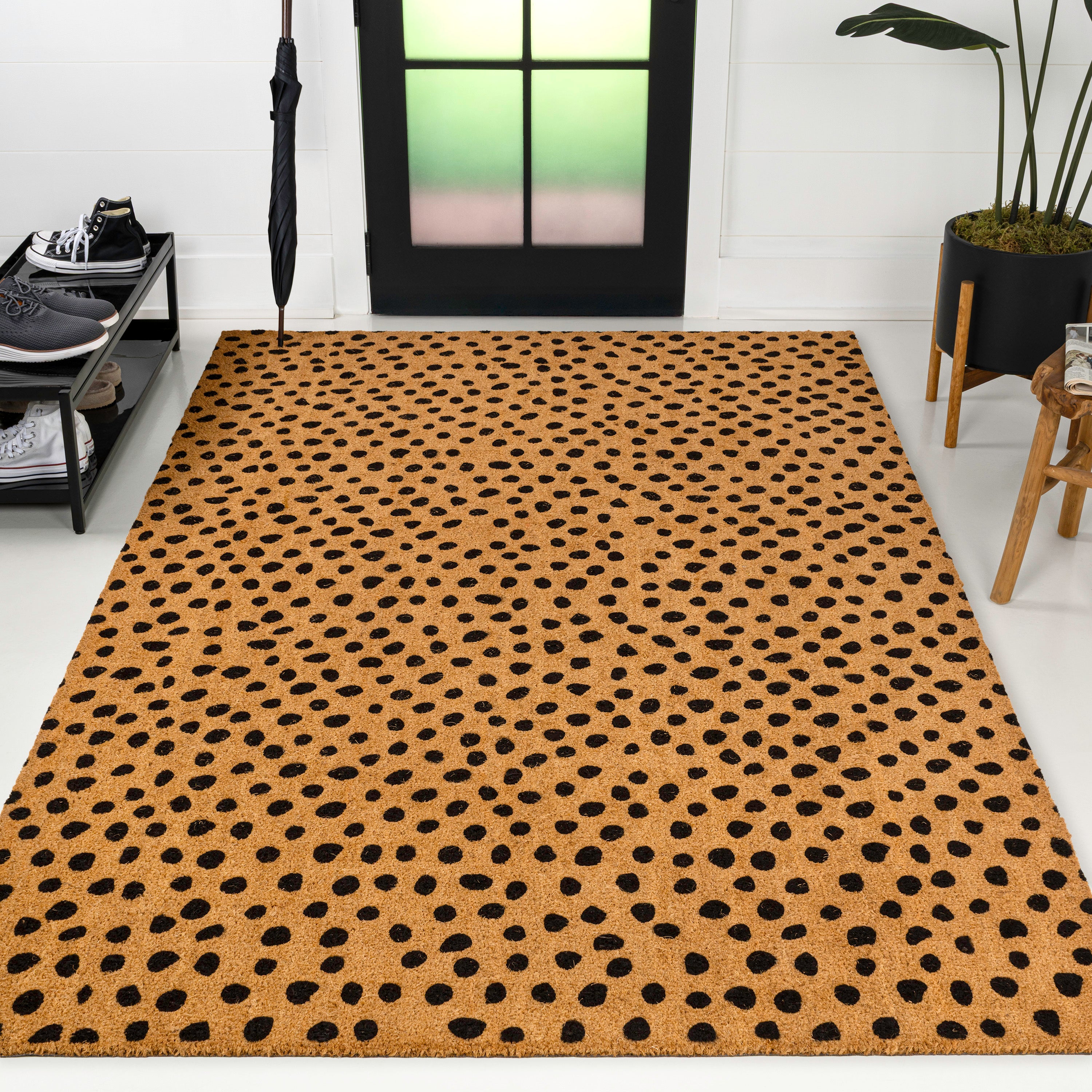 Daphne Modern Classic Animal-Spot Bordered Coir Indoor/Outdoor Doormat