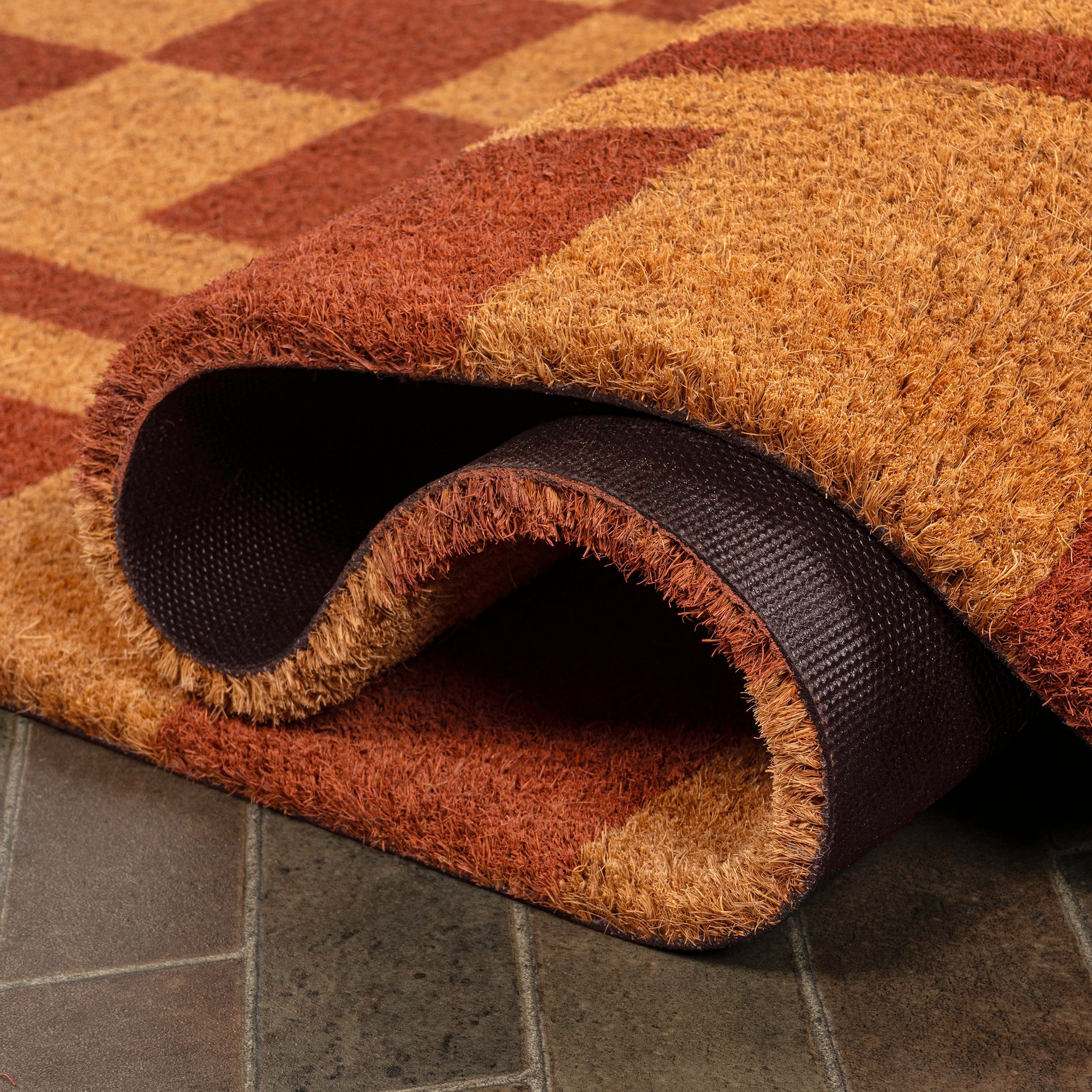 Harper Classic Farmhouse Checkerboard Coir Indoor/Outdoor Doormat