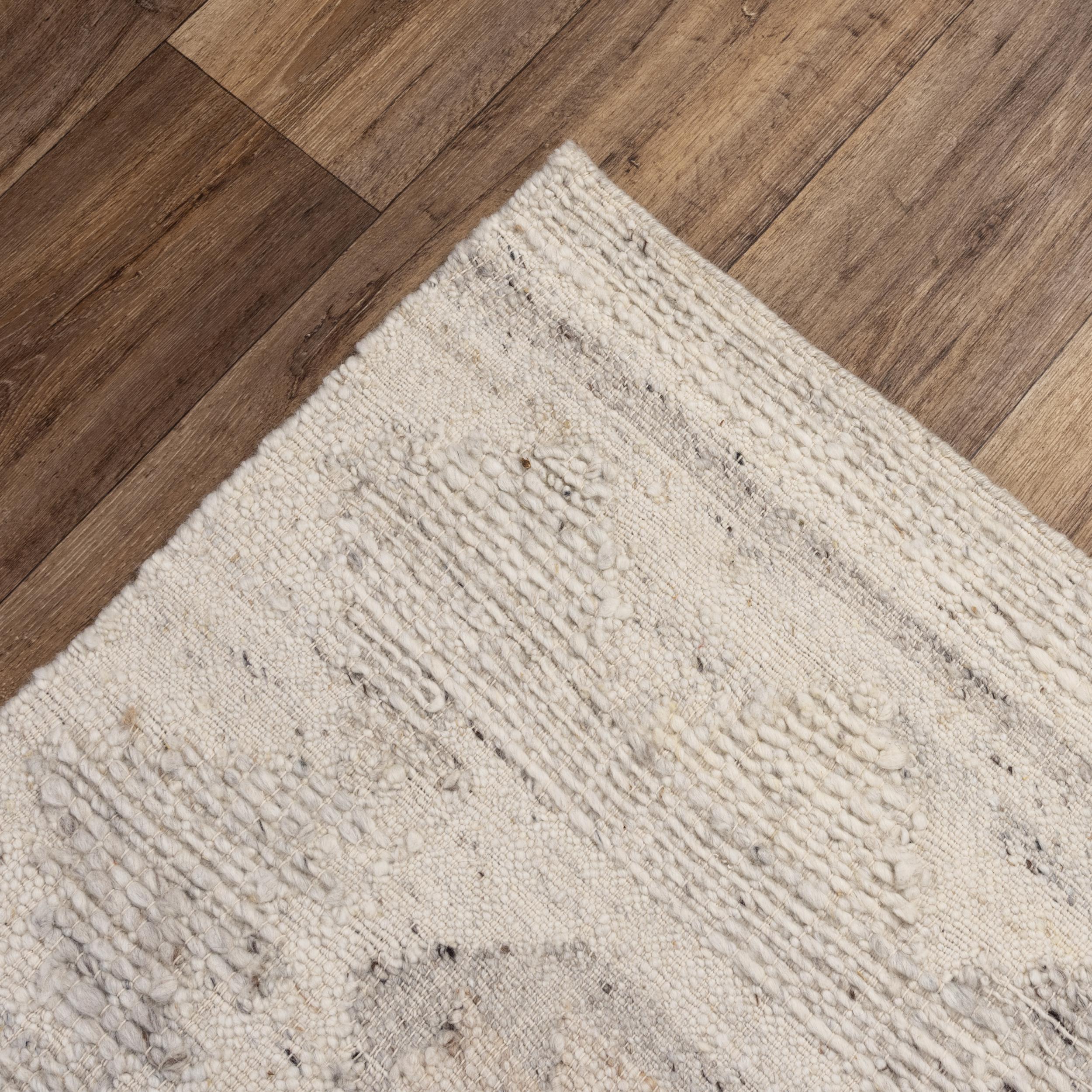 Kingsley Hand Woven Geometric Area Rug
