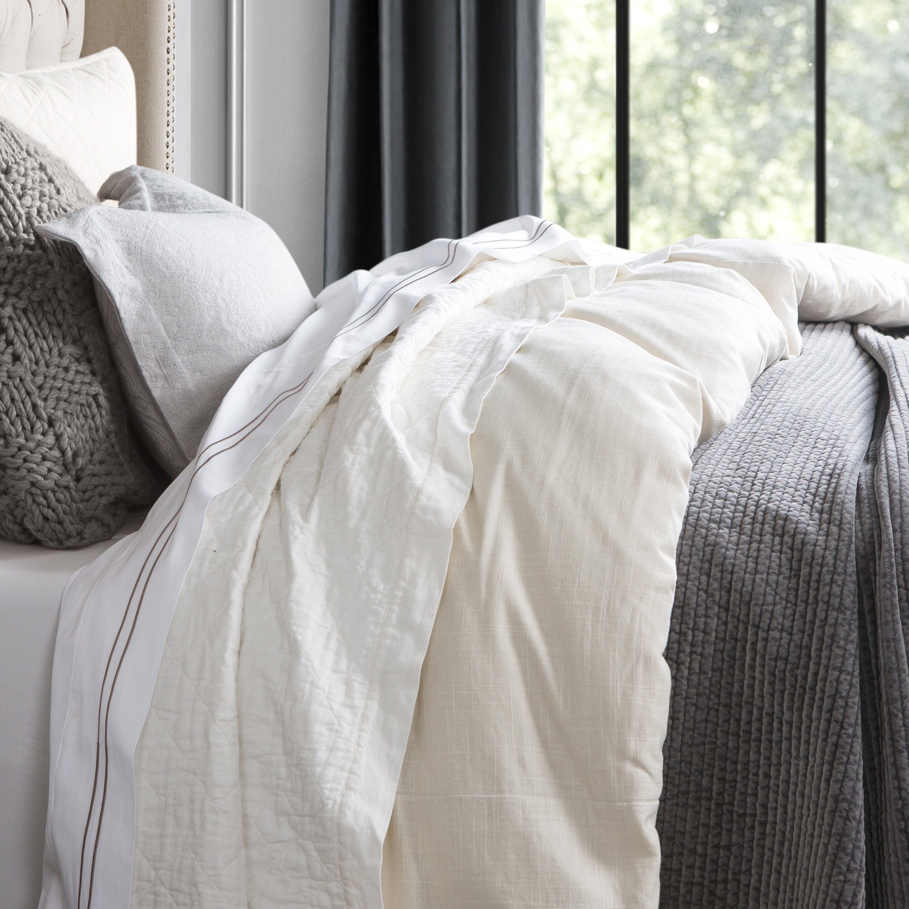 Hera Washed Linen Flange Comforter Set