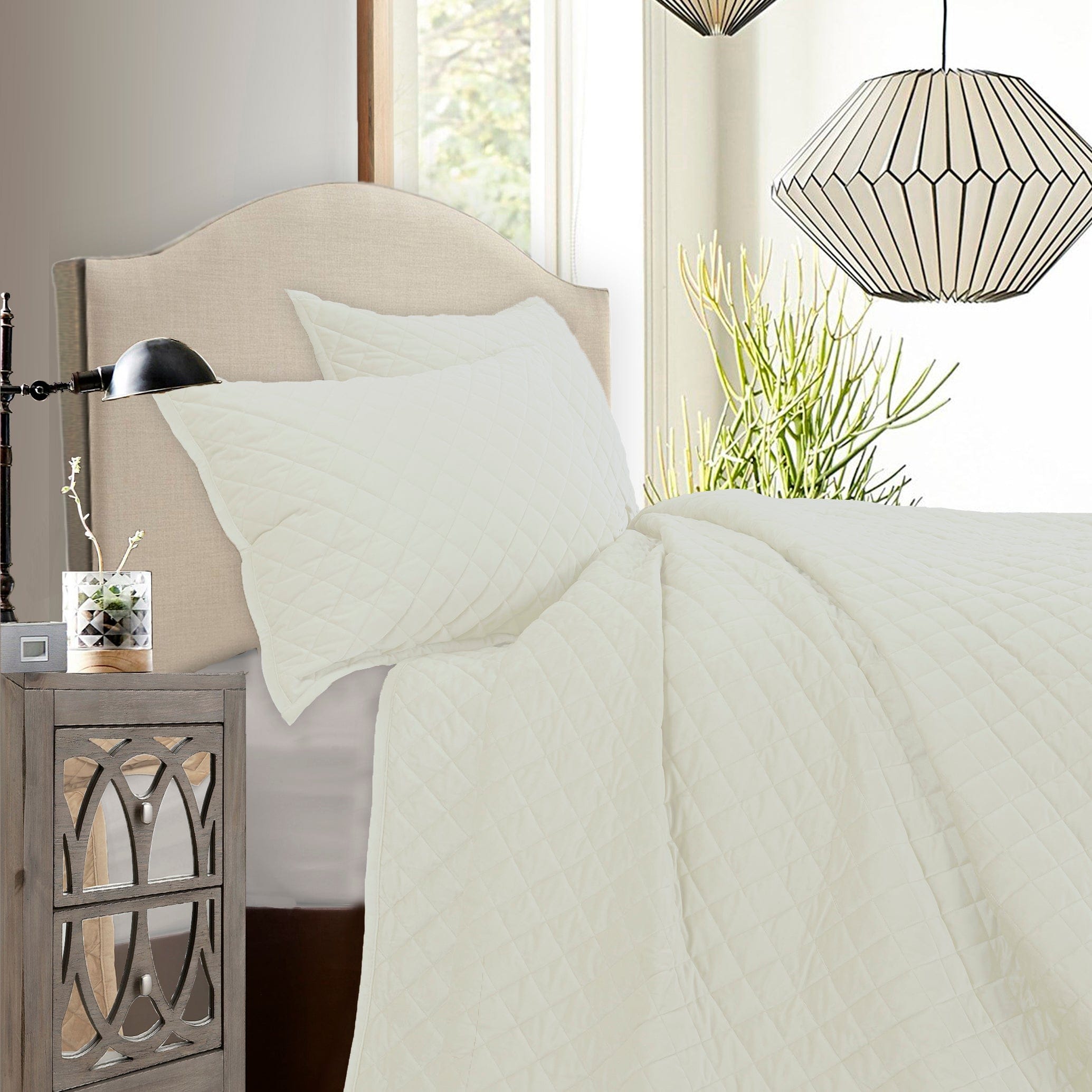 Velvet Diamond Quilt Set