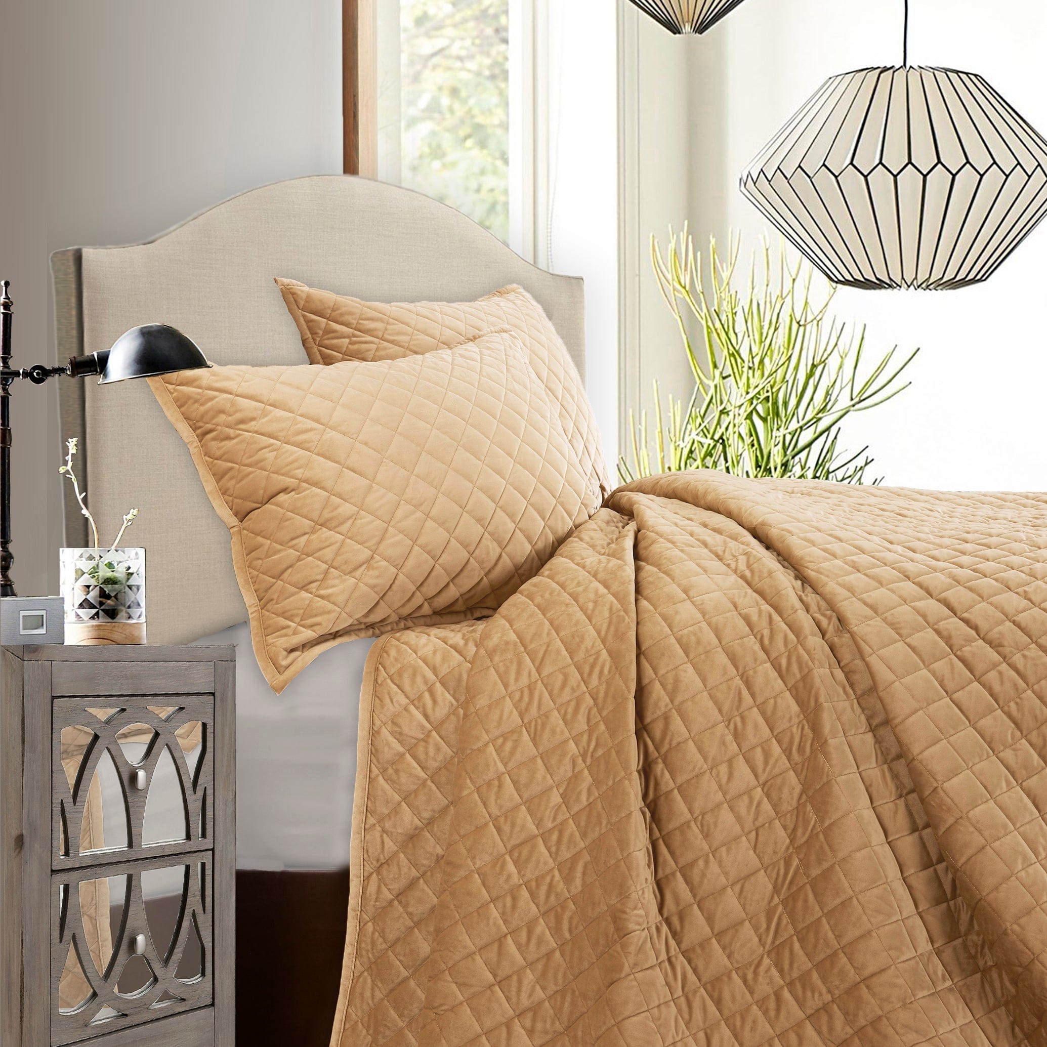 Velvet Diamond Quilt Set