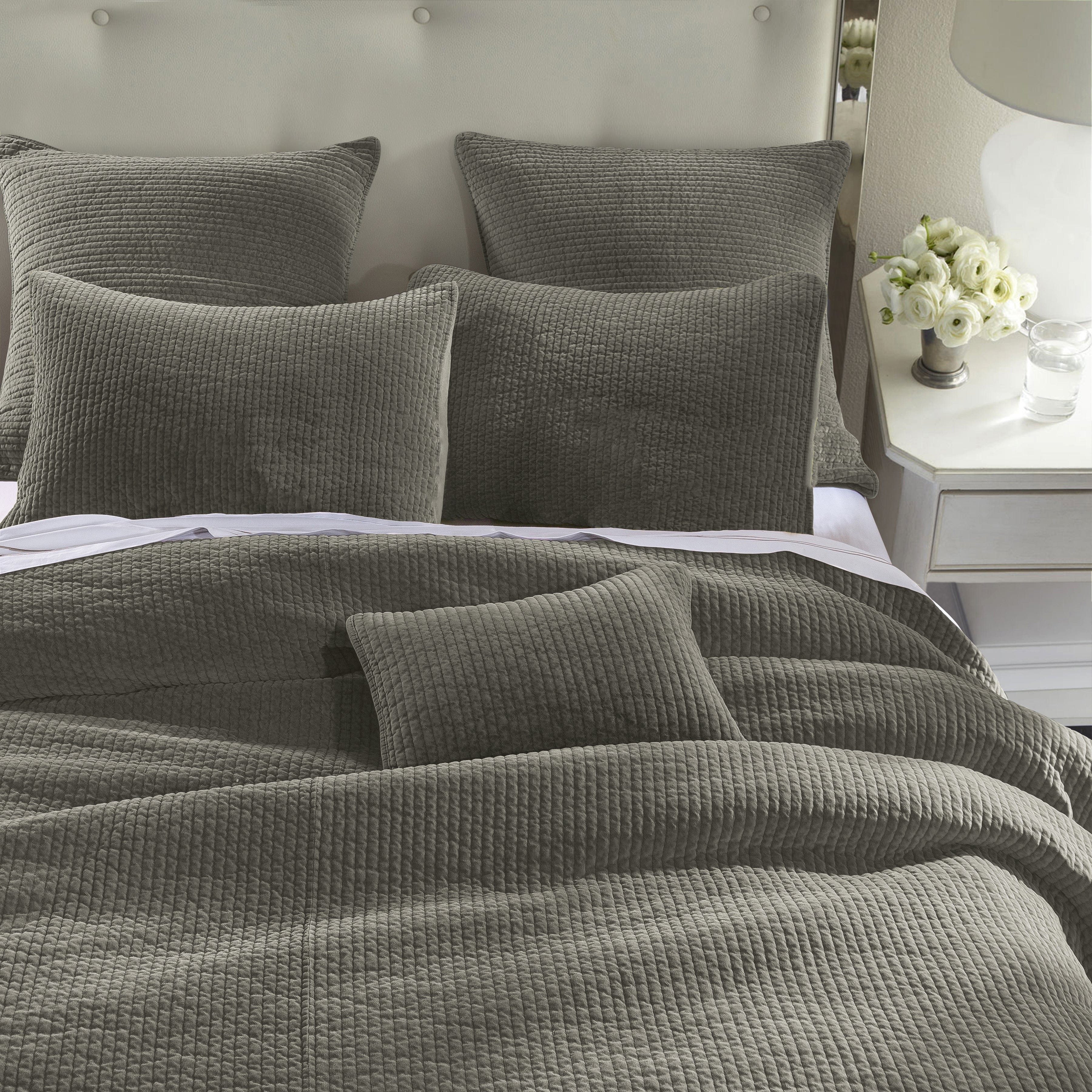 Stonewashed Cotton Velvet Quilt Set