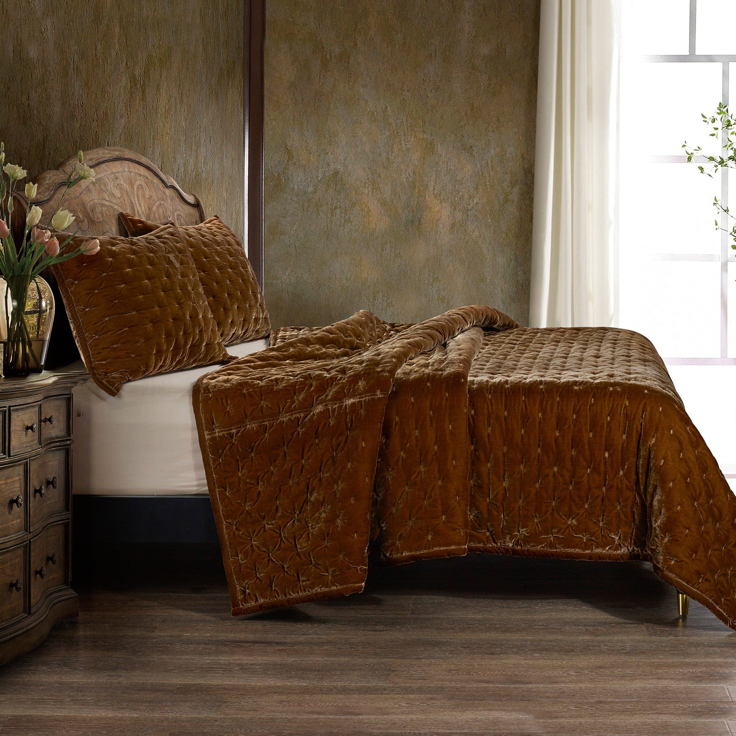 Stella Faux Silk Velvet Pintuck Quilt Set