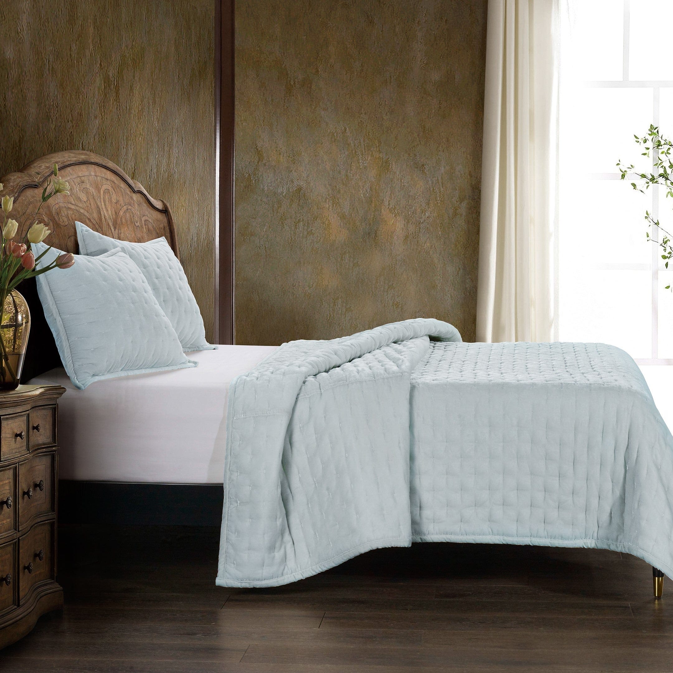 Stella Faux Silk Velvet Pintuck Quilt Set