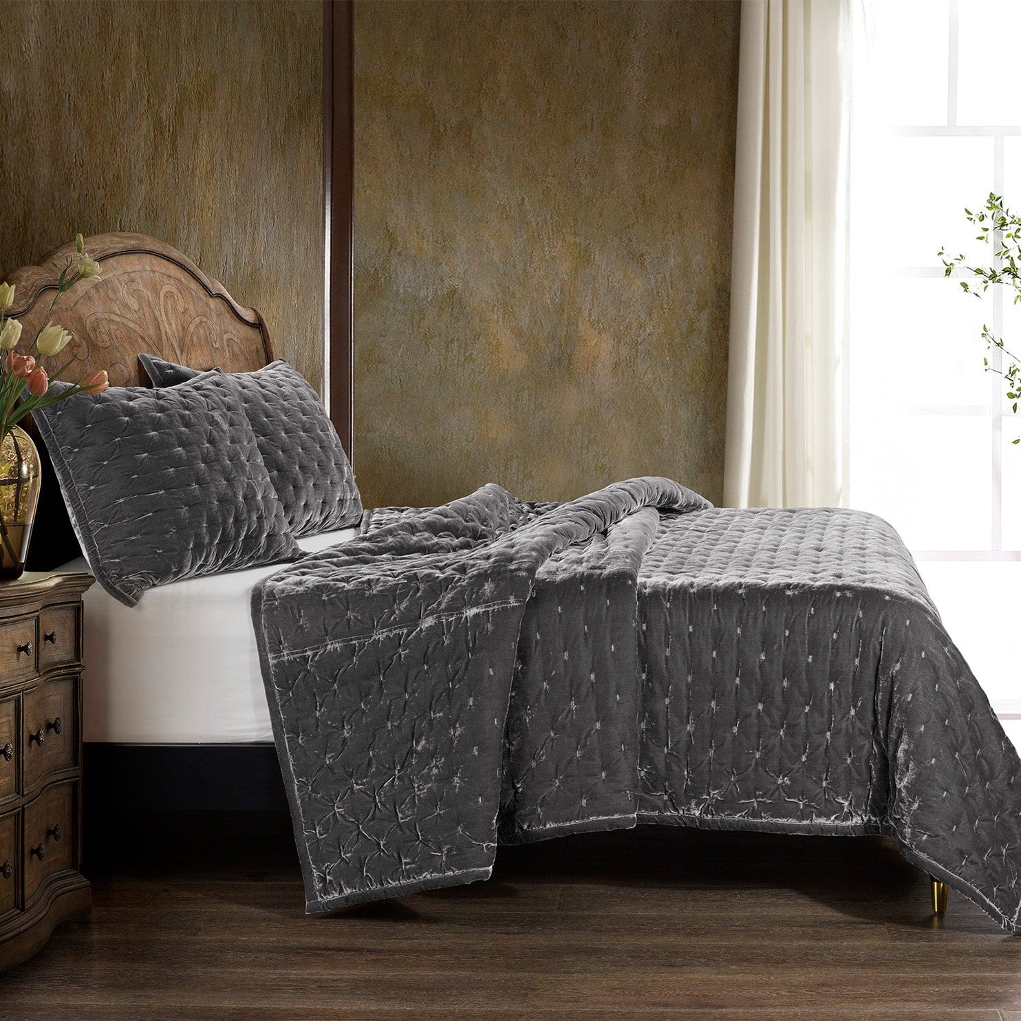 Stella Faux Silk Velvet Pintuck Quilt Set