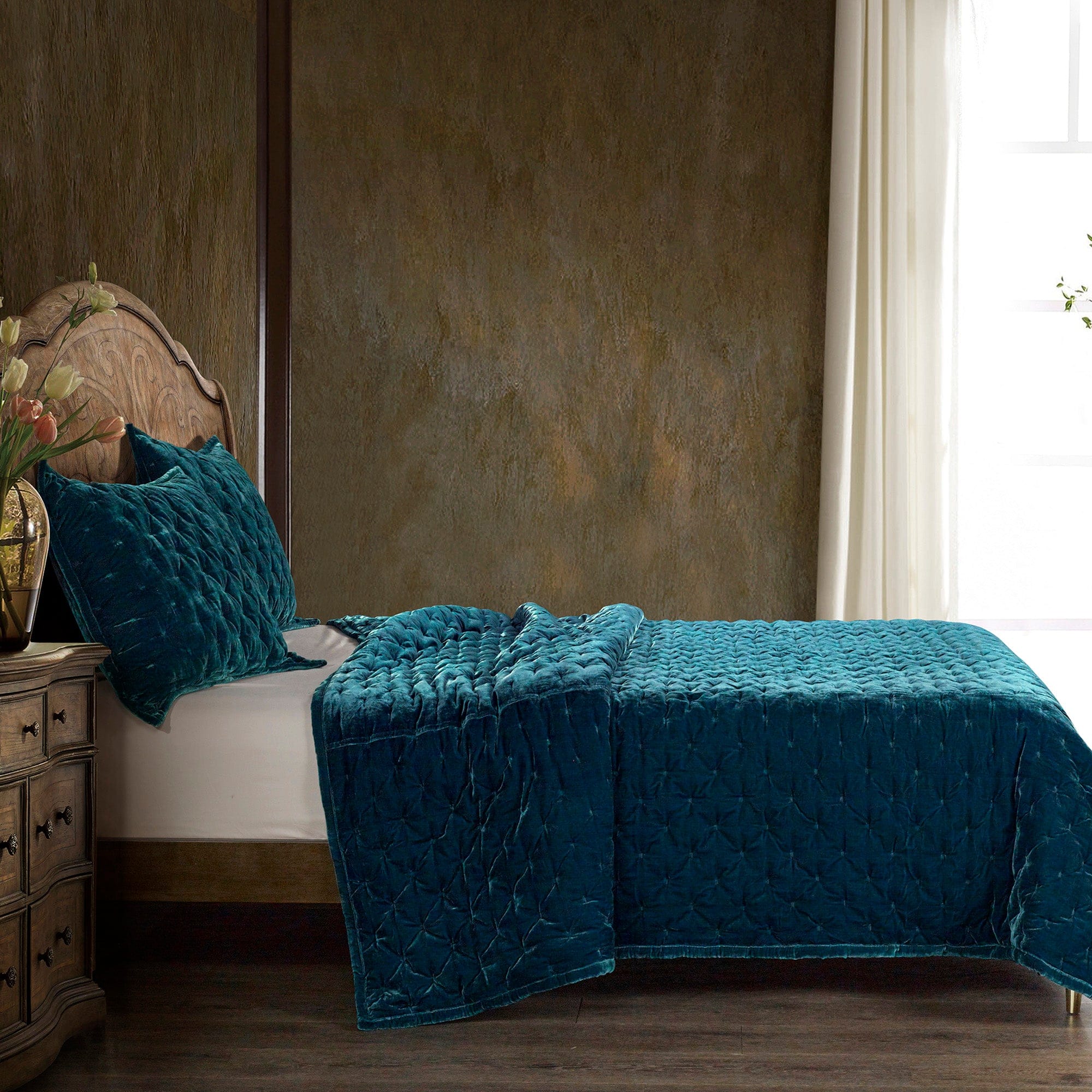 Stella Faux Silk Velvet Pintuck Quilt Set