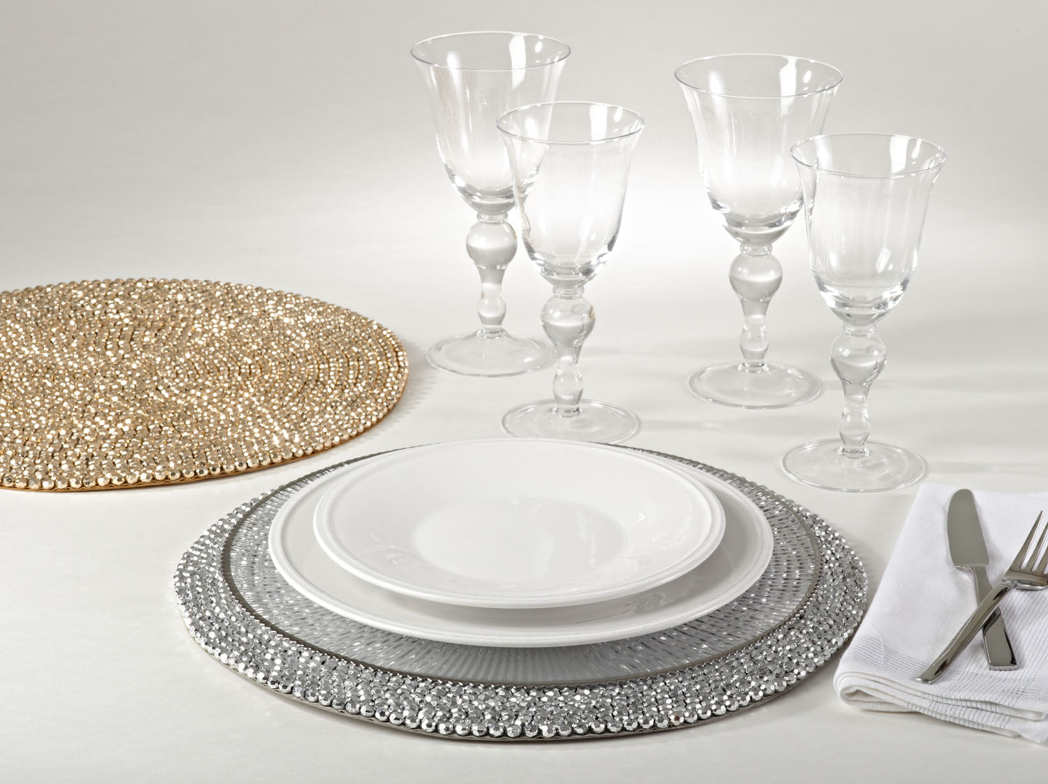 Round Beaded Design Placemat, Set of 4