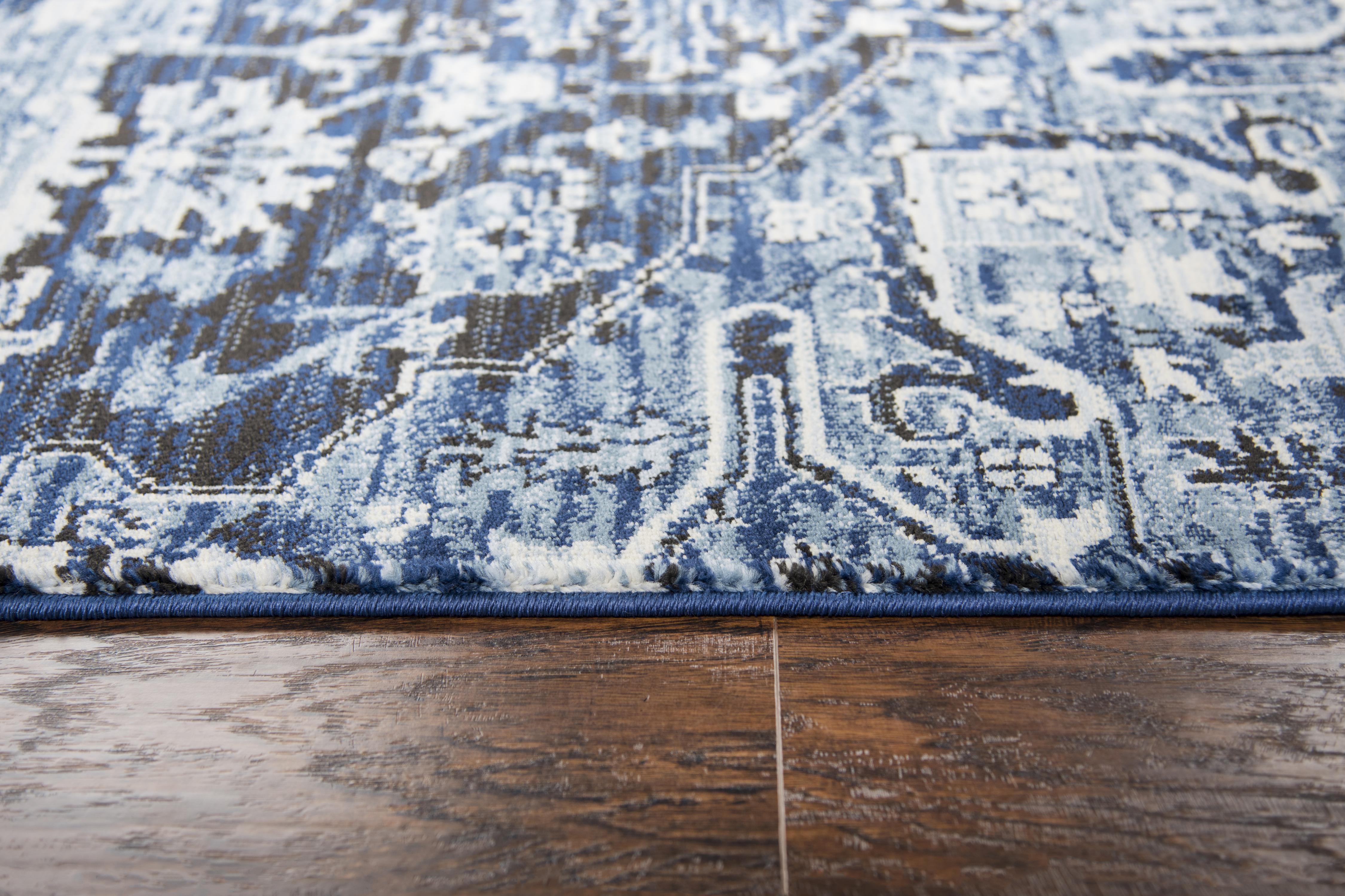 Power Loomed Central Medallion Rug