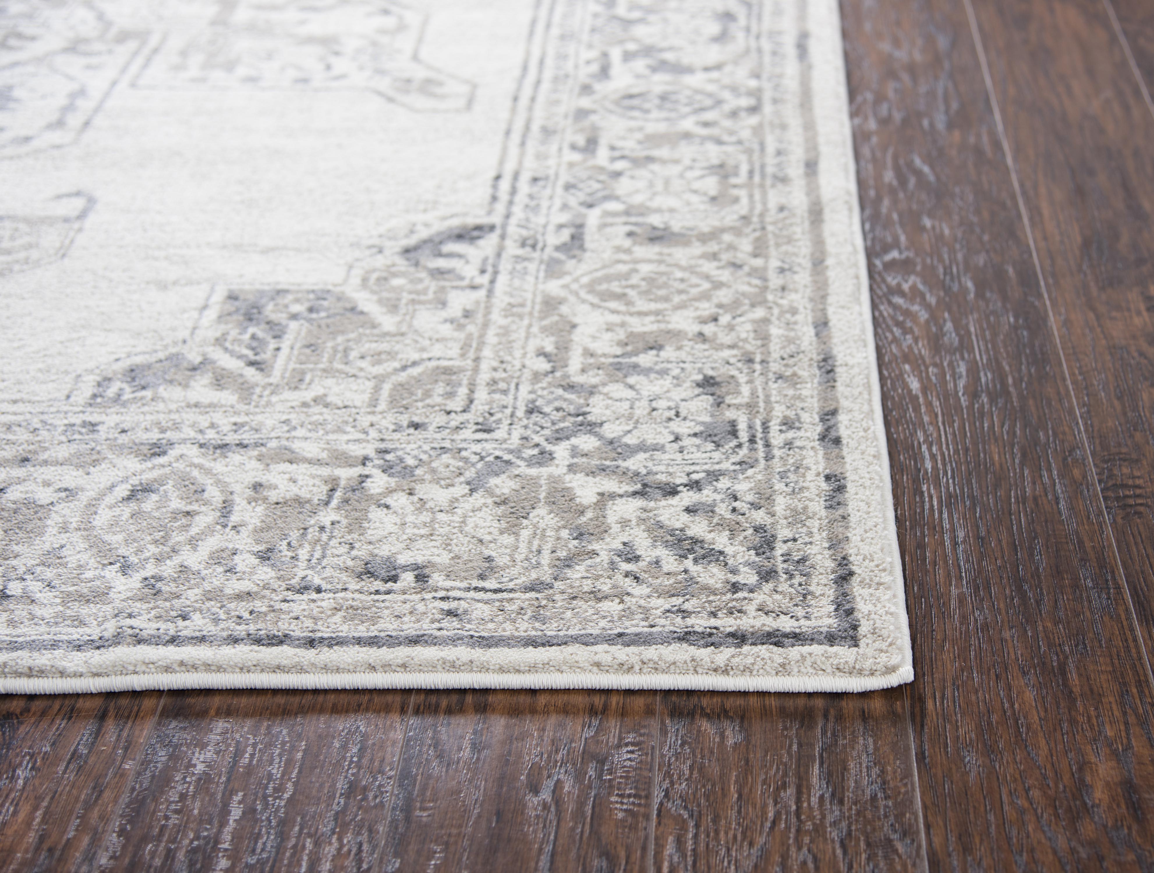 Power Loomed Central Medallion Rug