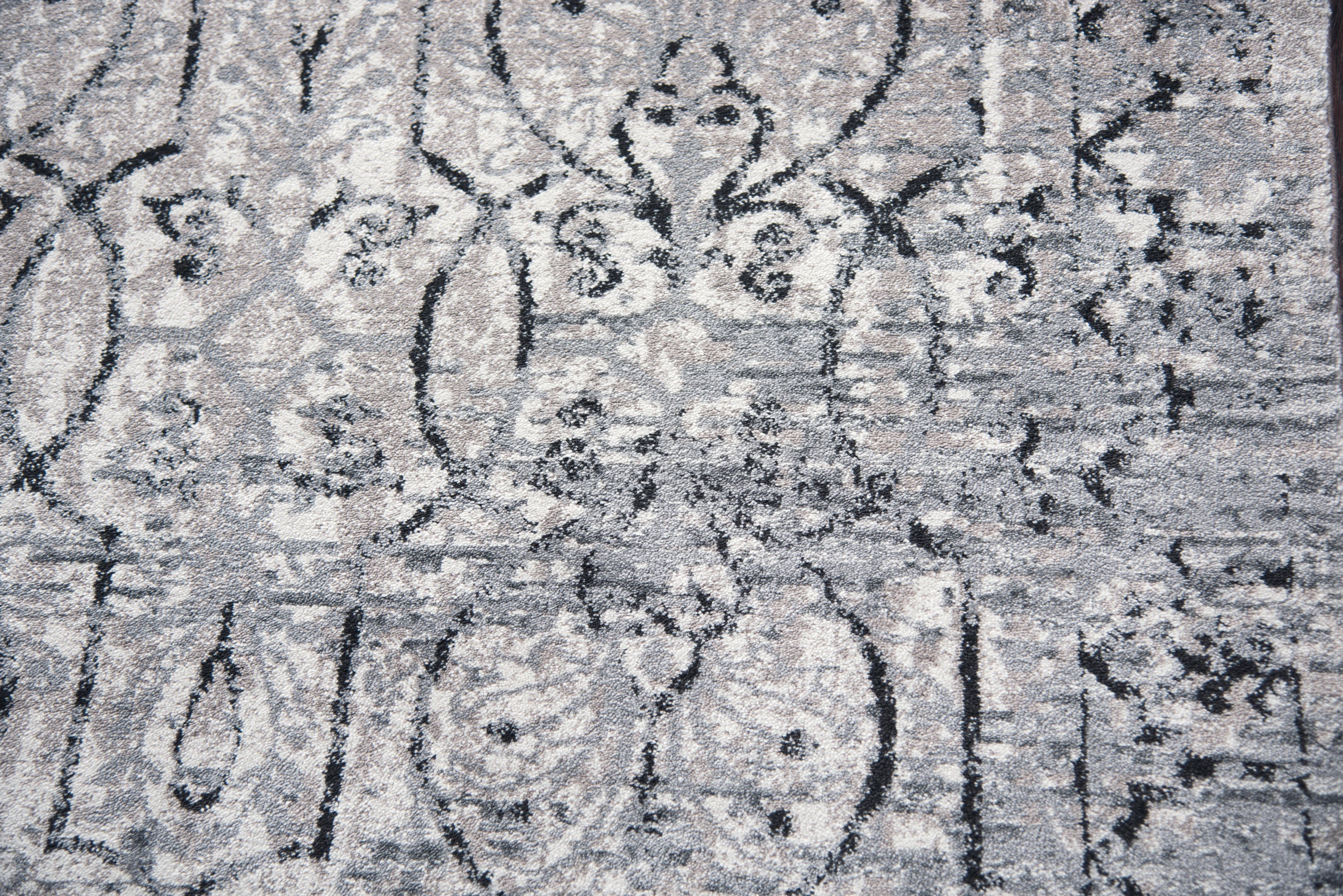 Power Loomed Scroll Work/Distress Rug