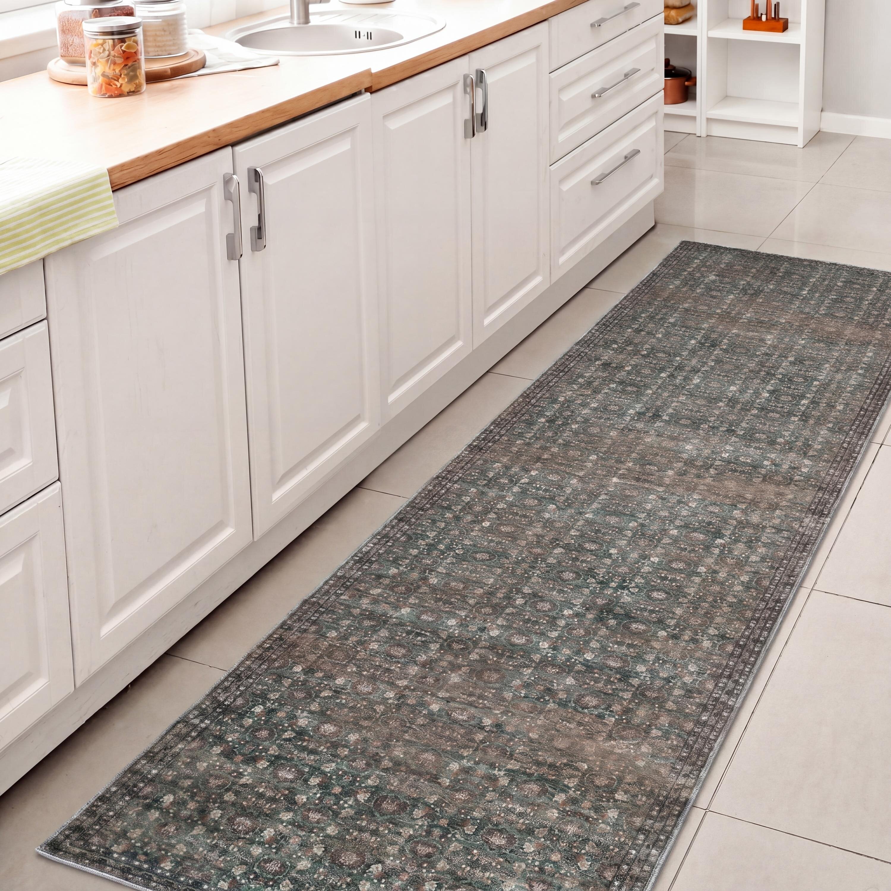 Petunia Distressed All-Over Floral Border Non-Slip Machine-Washable Rug