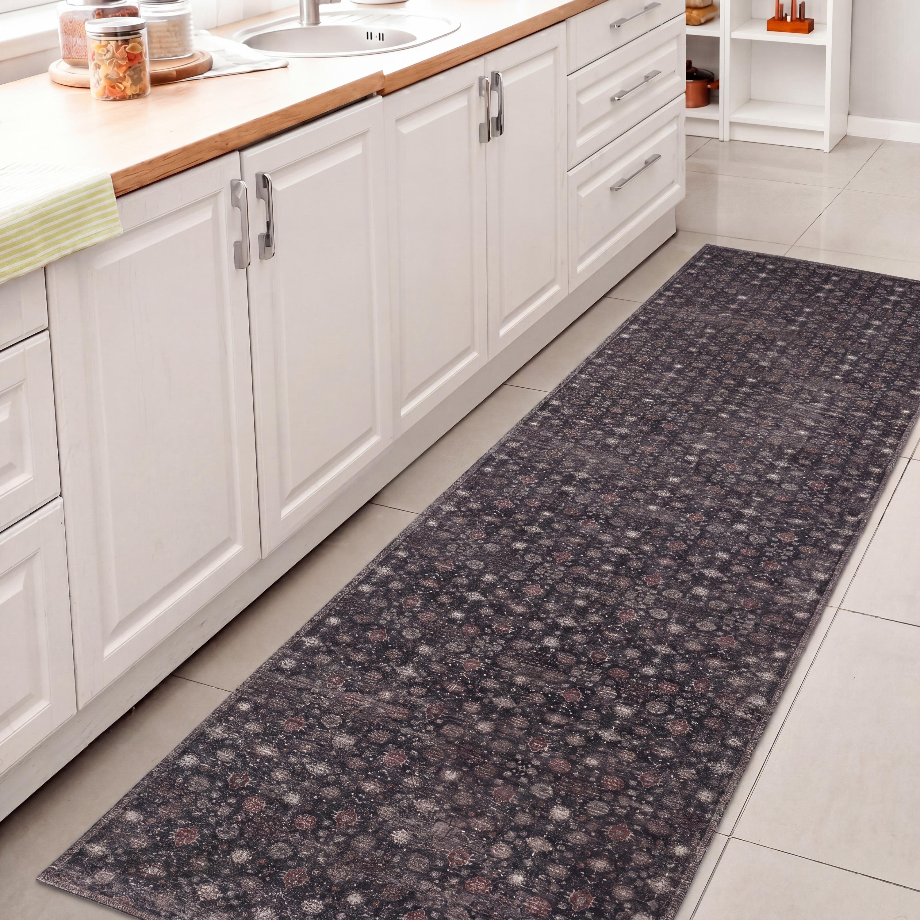 Petunia Distressed All-Over Floral Border Non-Slip Machine-Washable Rug