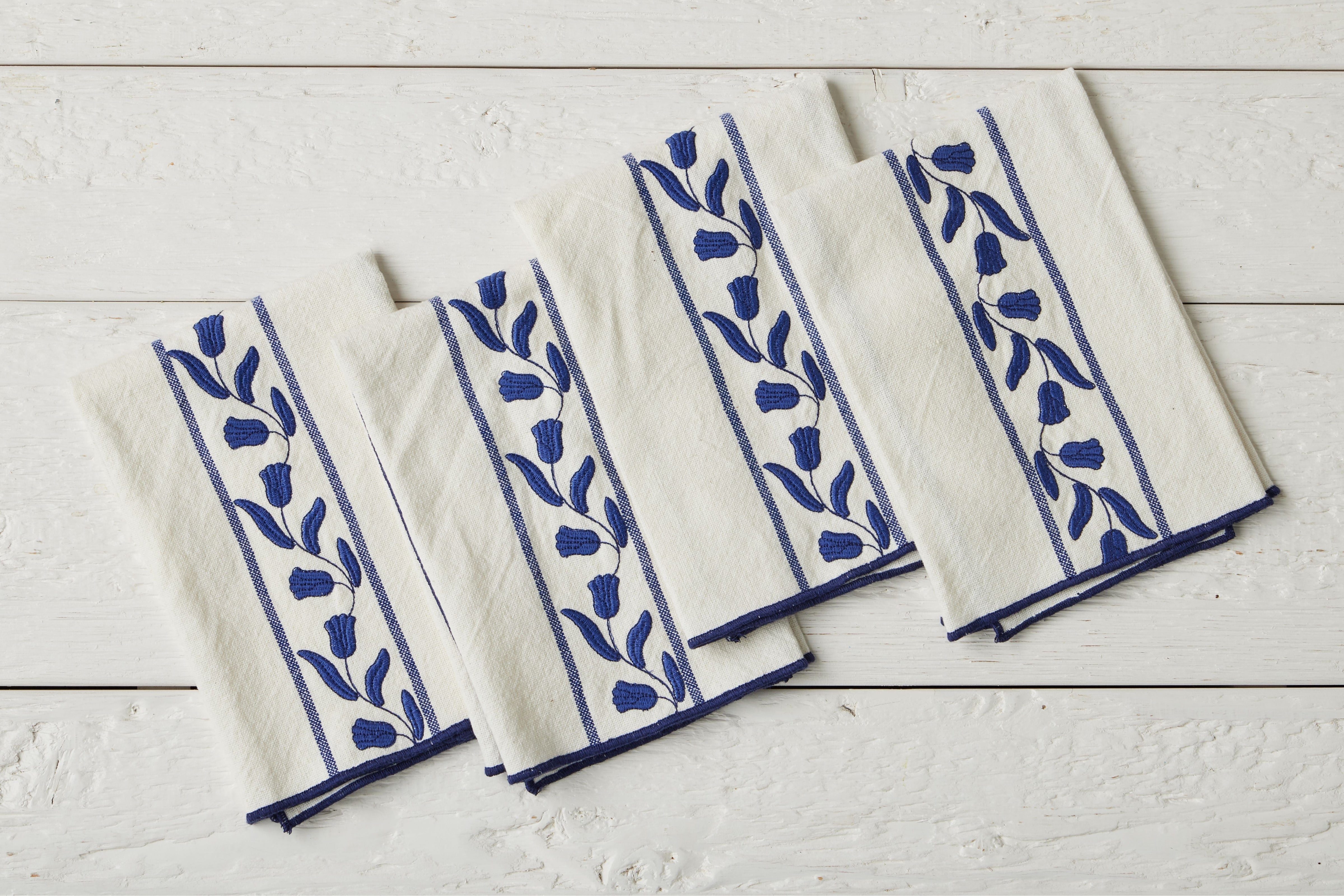 Tulip Dinner Napkins, Set of 4