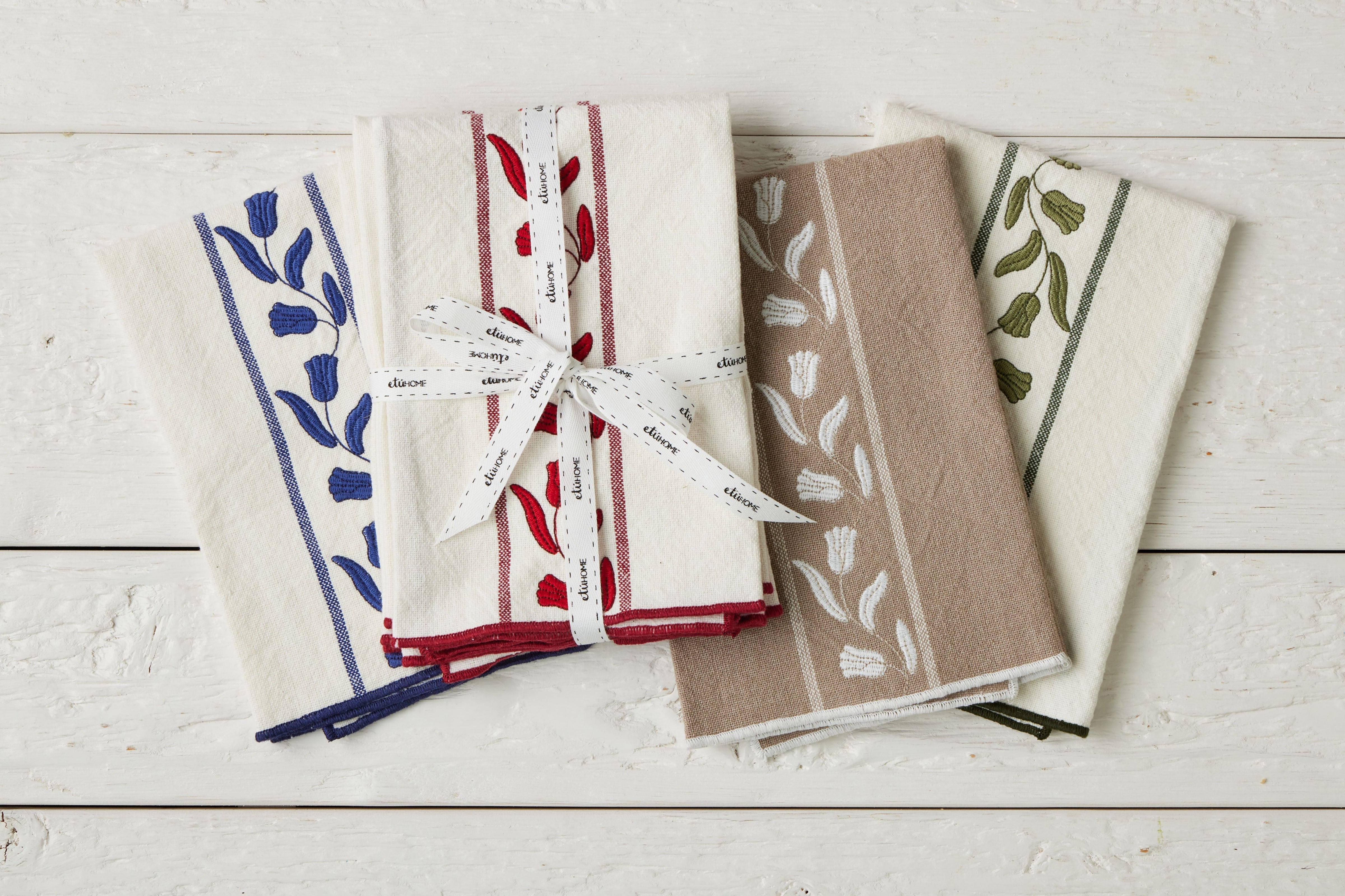 Tulip Dinner Napkins, Set of 4