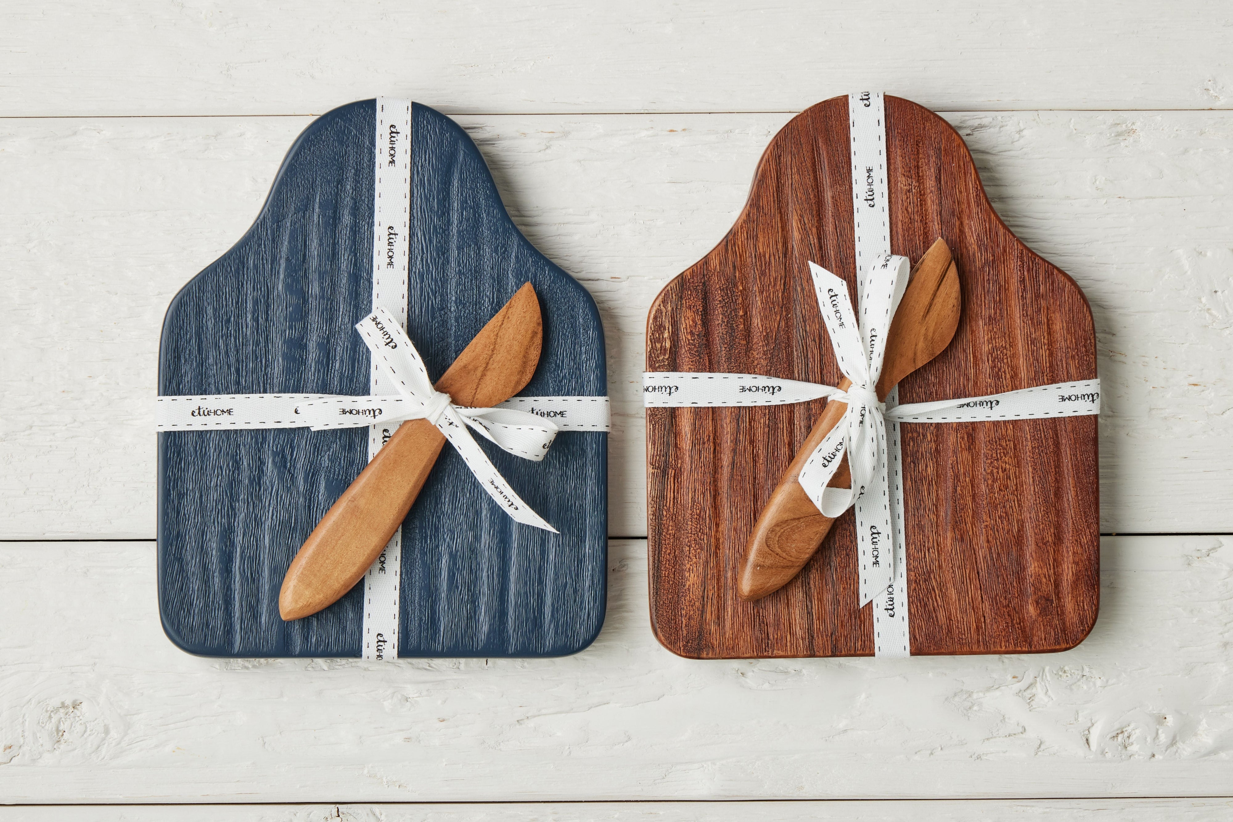 Medium Tasting Board with Spreader