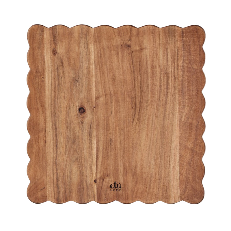 etúHOME Square Scalloped Cutting Board