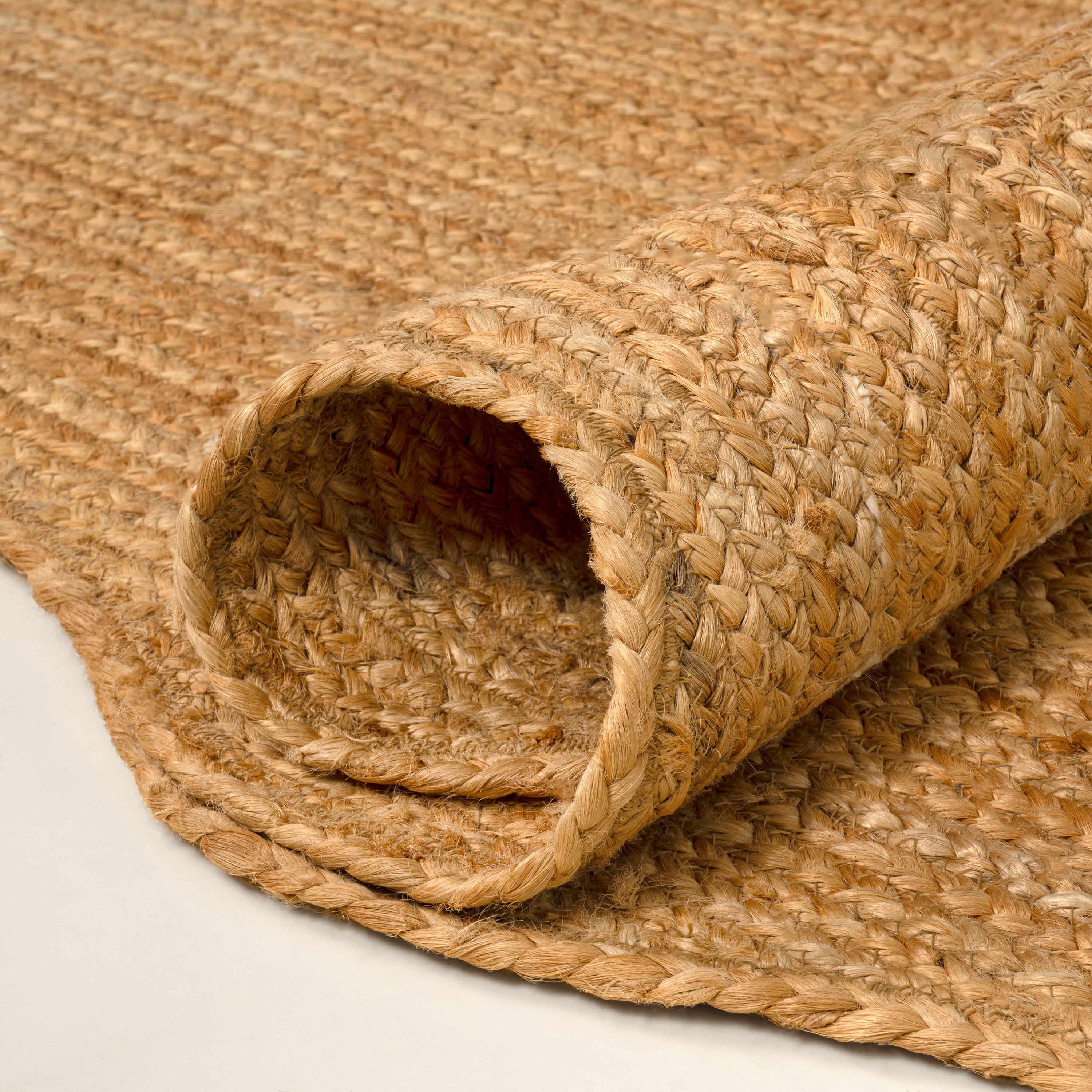 Seaside Cottage Scallop Edge Jute Area Rug