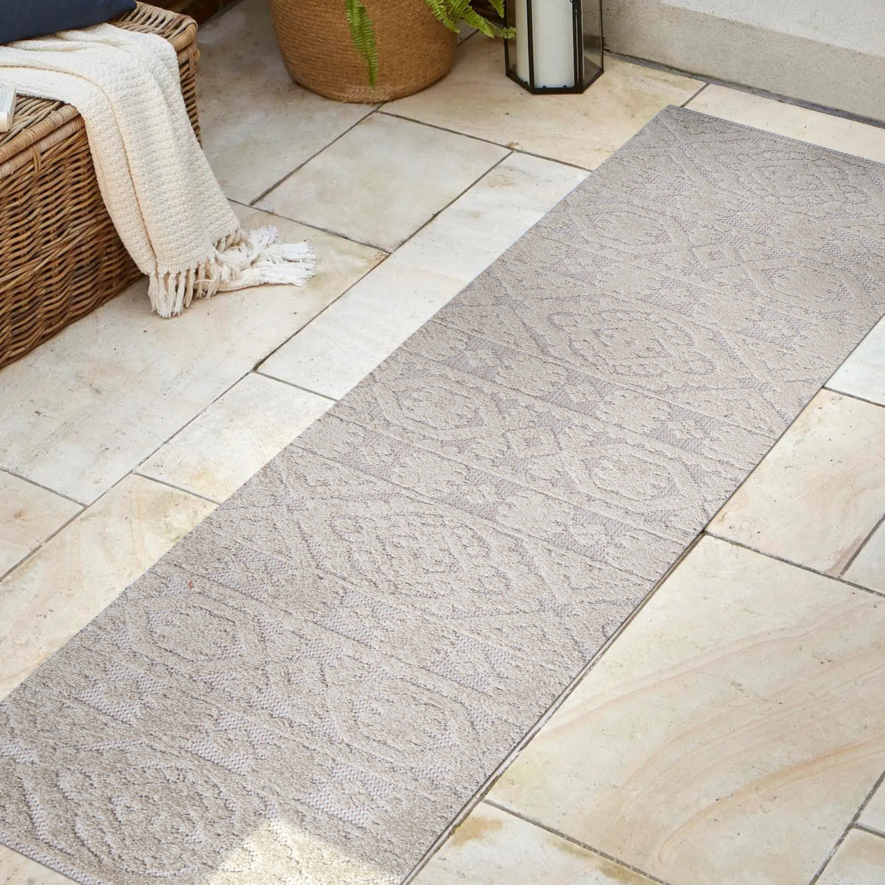 Citta High-Low Pile Mediterranean Tile Indoor/Outdoor Area Rug