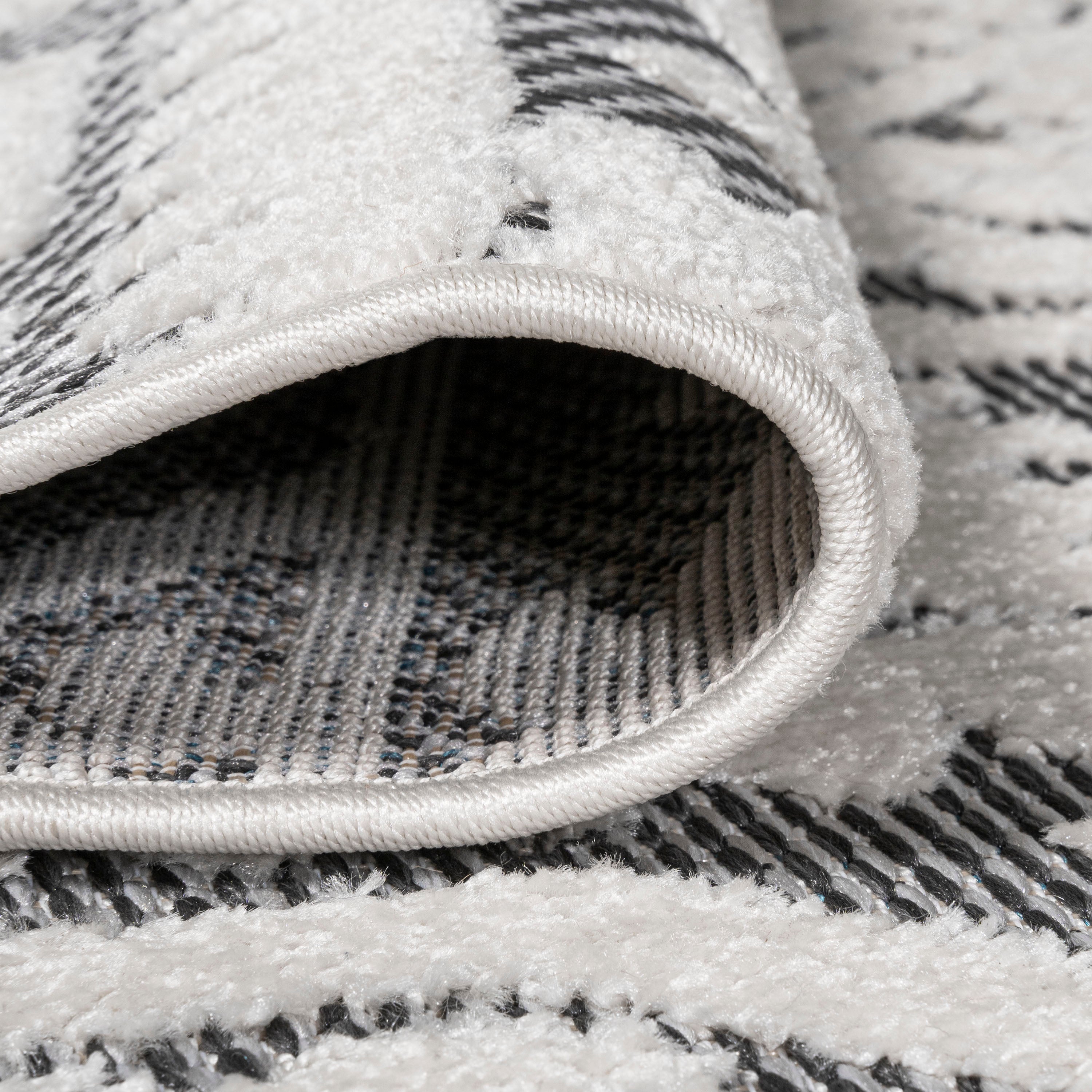 Citta High-Low Pile Mediterranean Tile Indoor/Outdoor Area Rug
