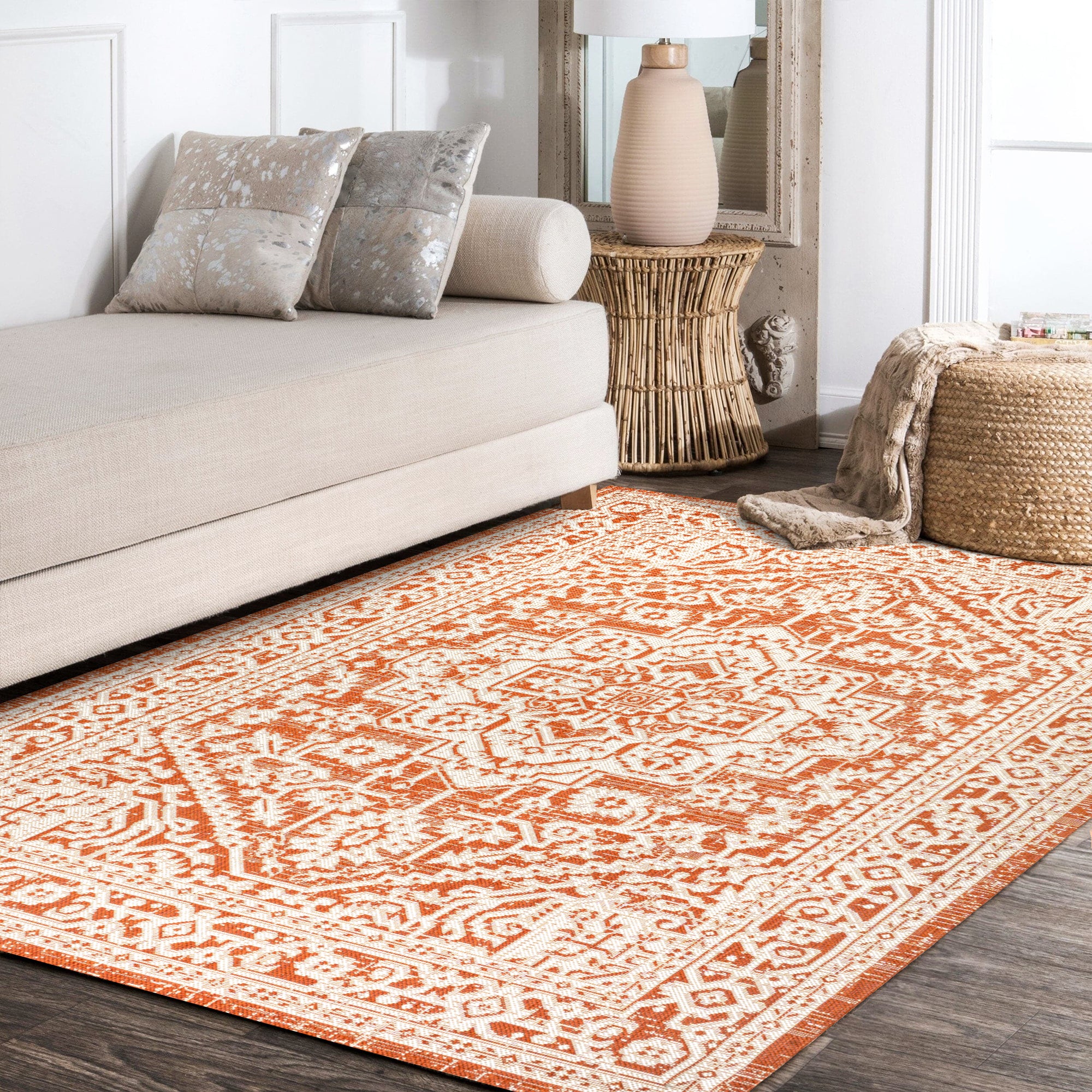 Sinjuri Medallion Textured Weave Indoor/Outdoor Area Rug