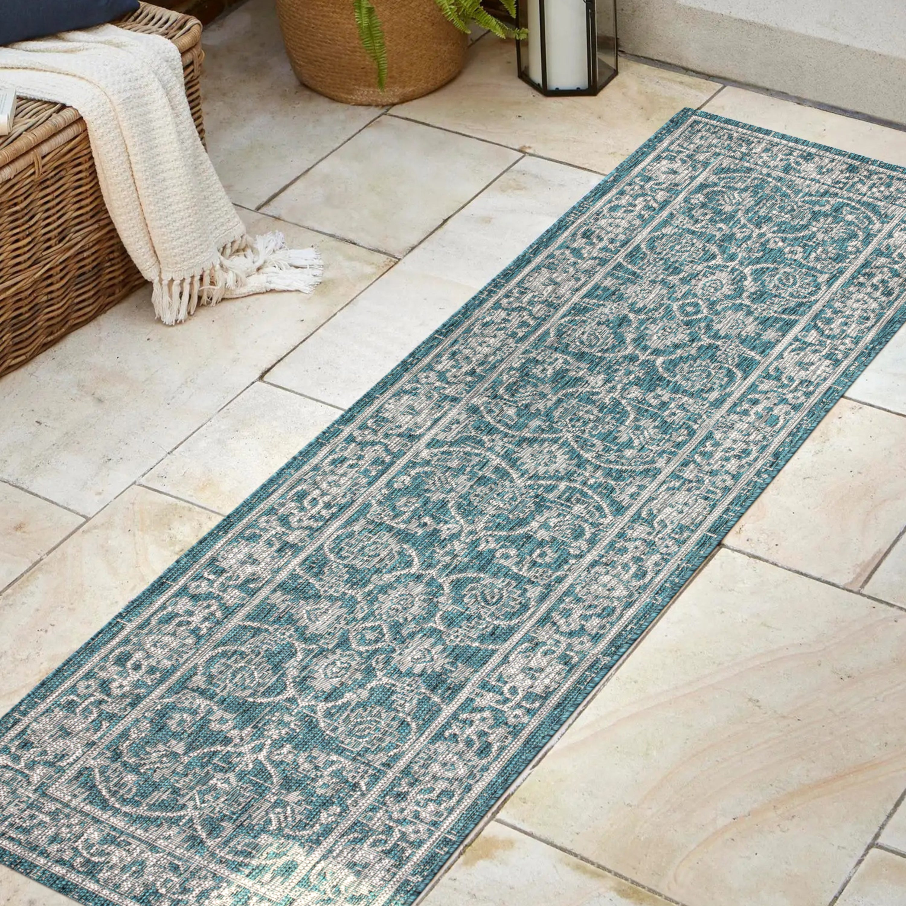 Palazzo Vine and Border Textured Weave Indoor/Outdoor Area Rug