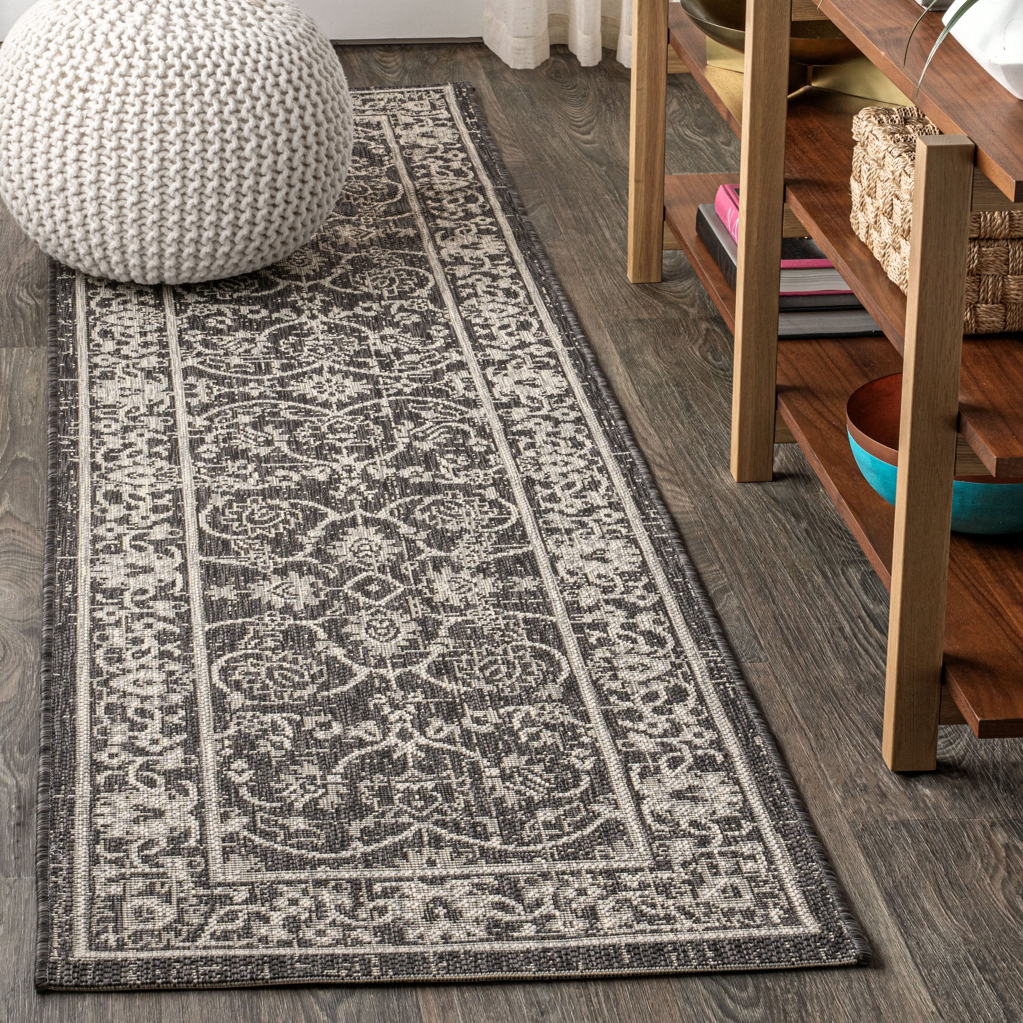Palazzo Vine and Border Textured Weave Indoor/Outdoor Area Rug