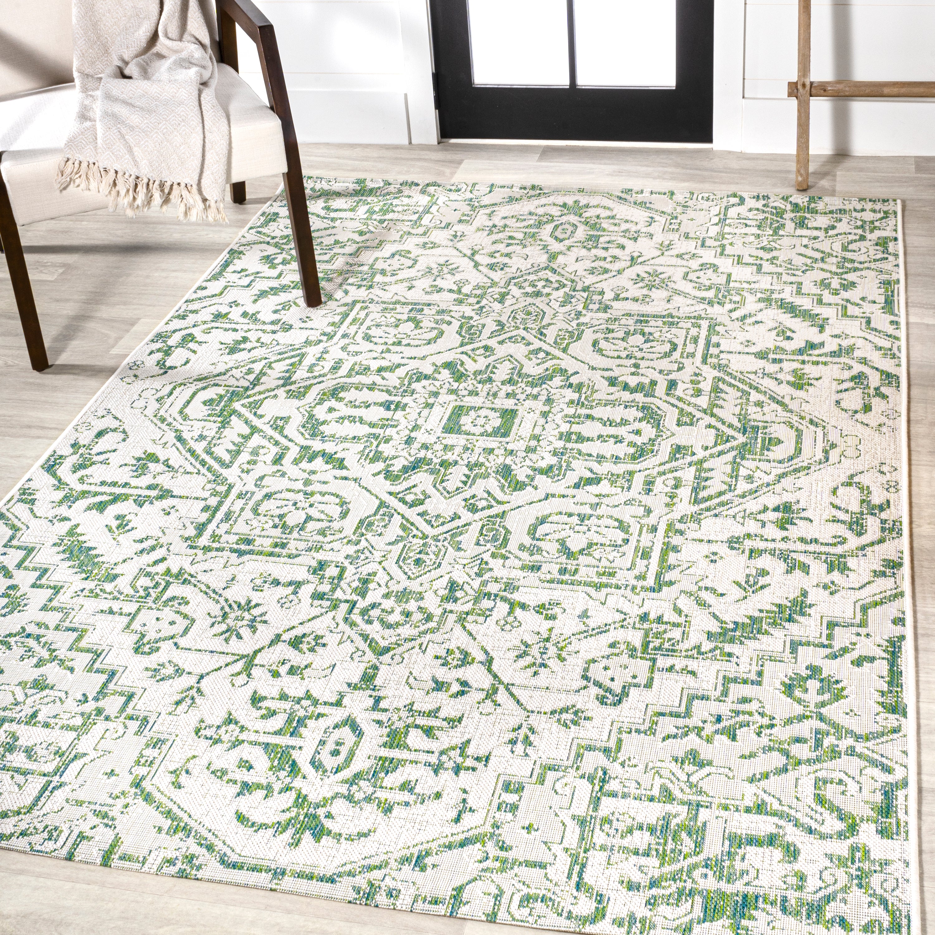 Estrella Bohemian Medallion Textured Weave Indoor/Outdoor Area Rug
