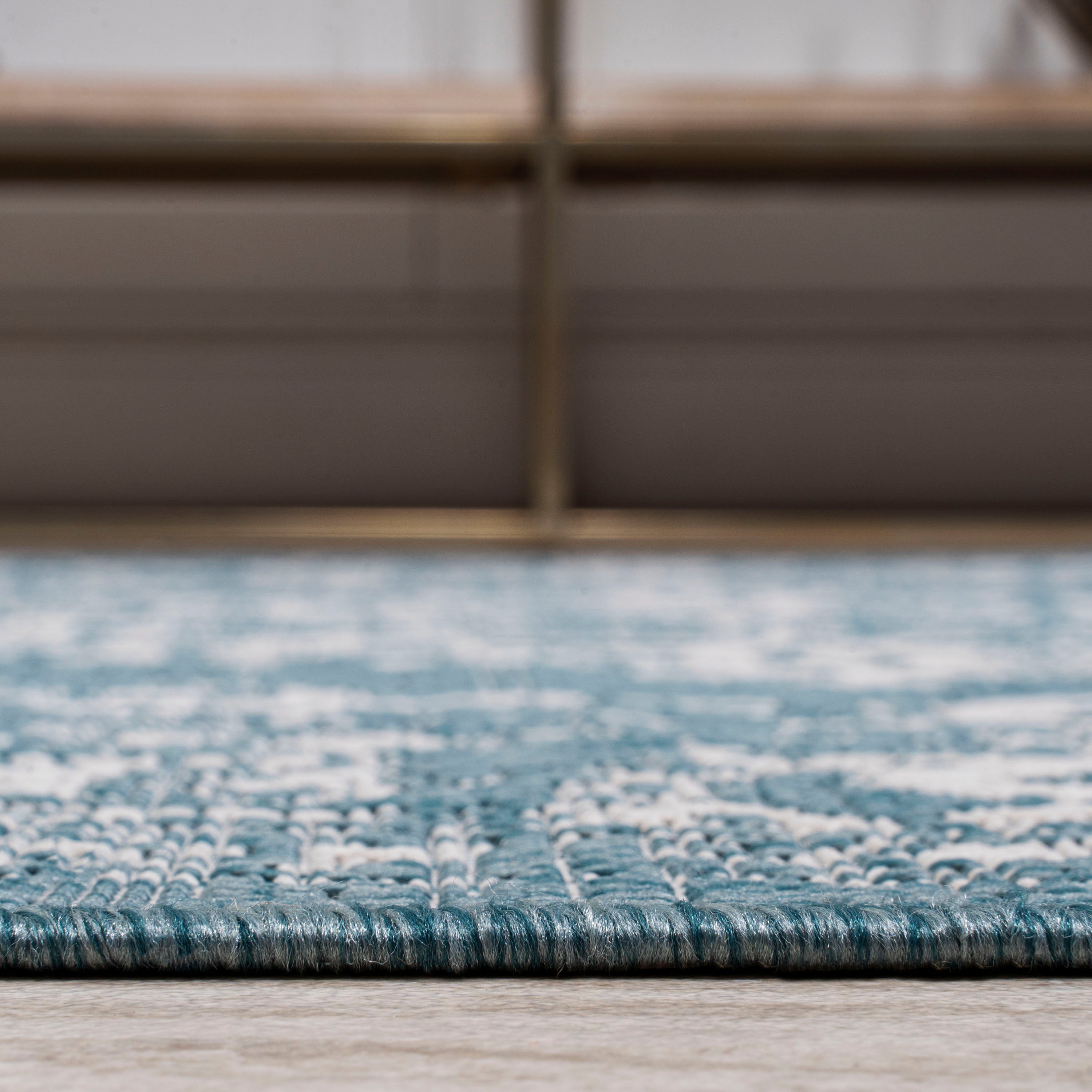 Galon Filigree Indoor/Outdoor Area Rug