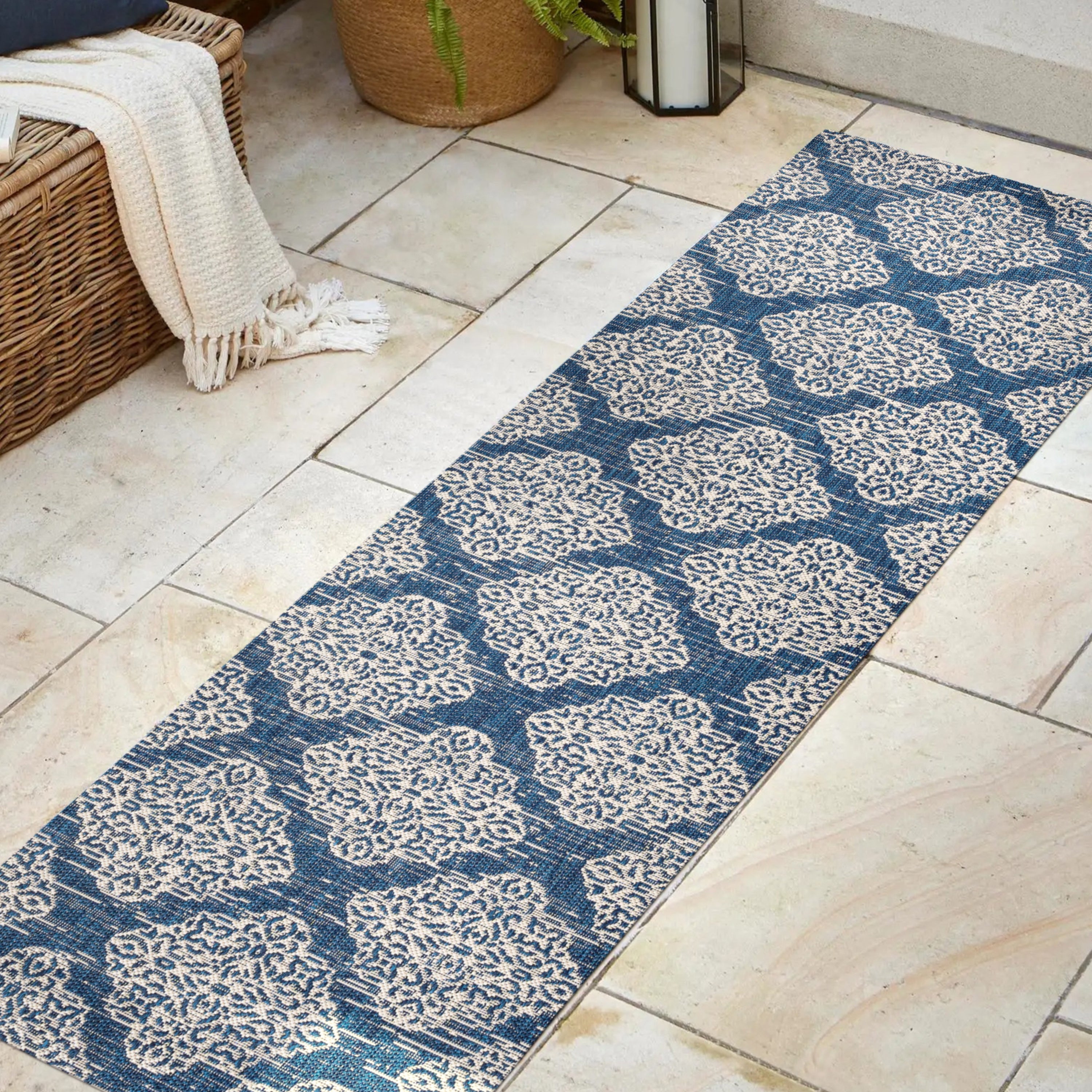 Tuscany Ornate Medallions Indoor/Outdoor Area Rug