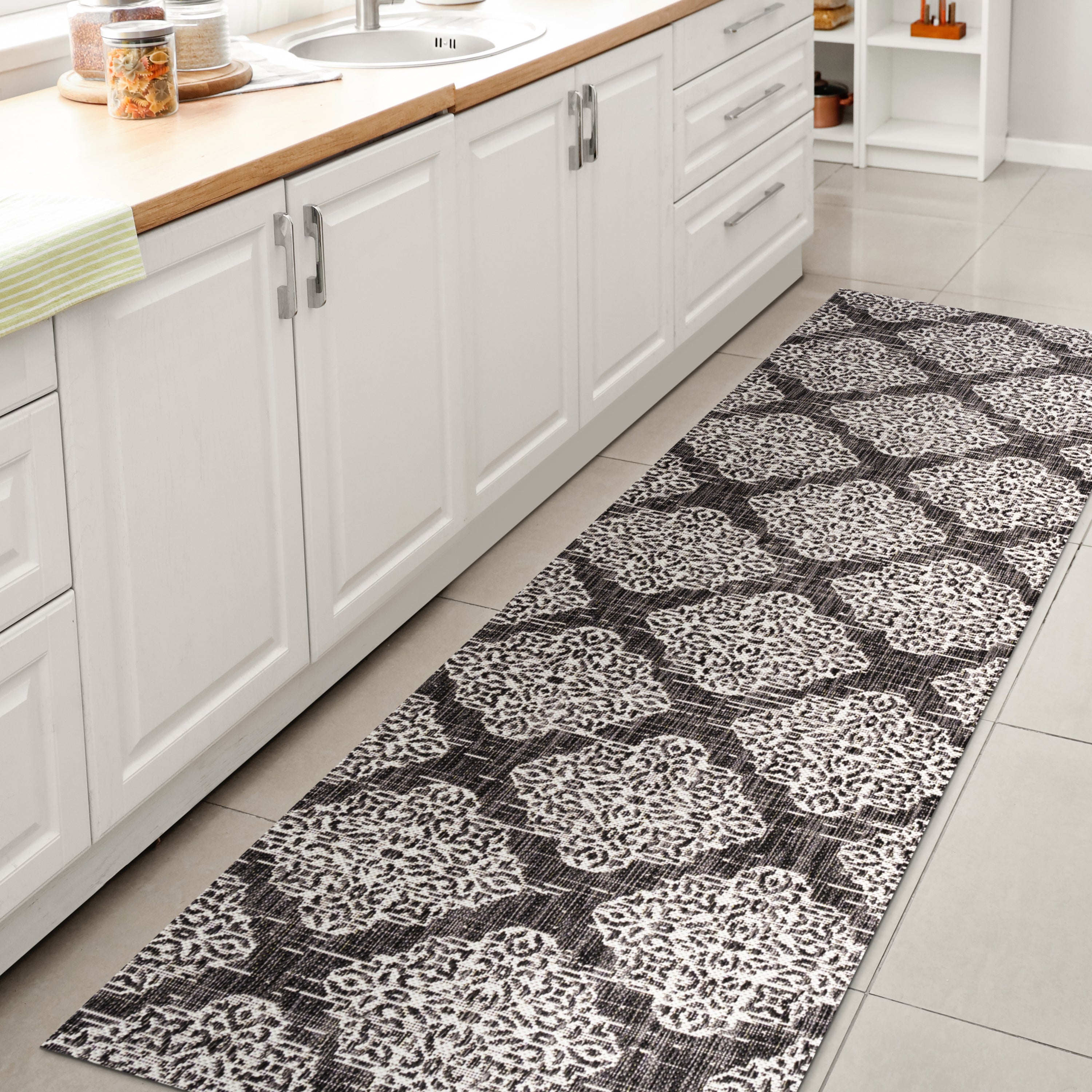 Tuscany Ornate Medallions Indoor/Outdoor Area Rug