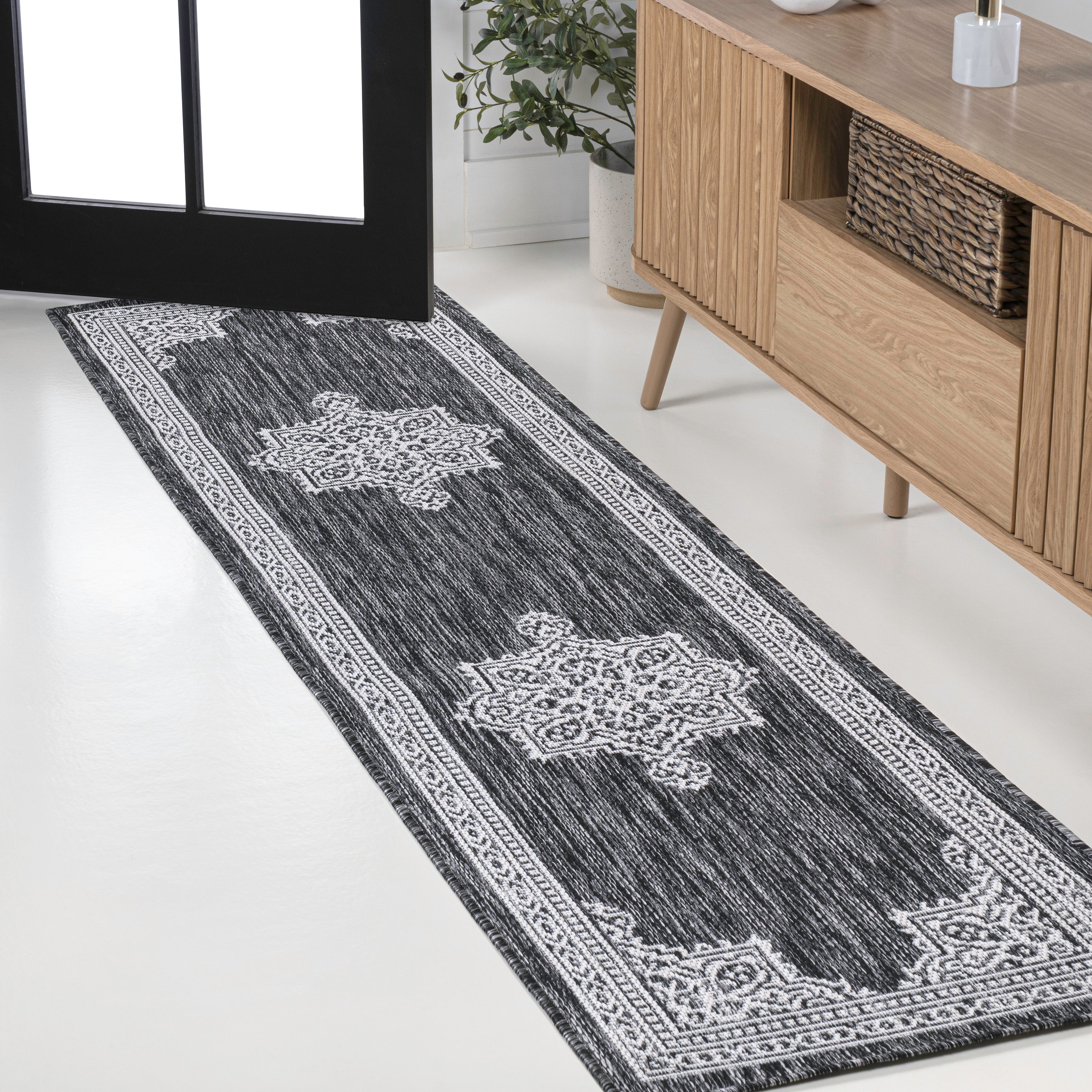 Arden Vintage Casual Medallion Indoor/Outdoor Area Rug
