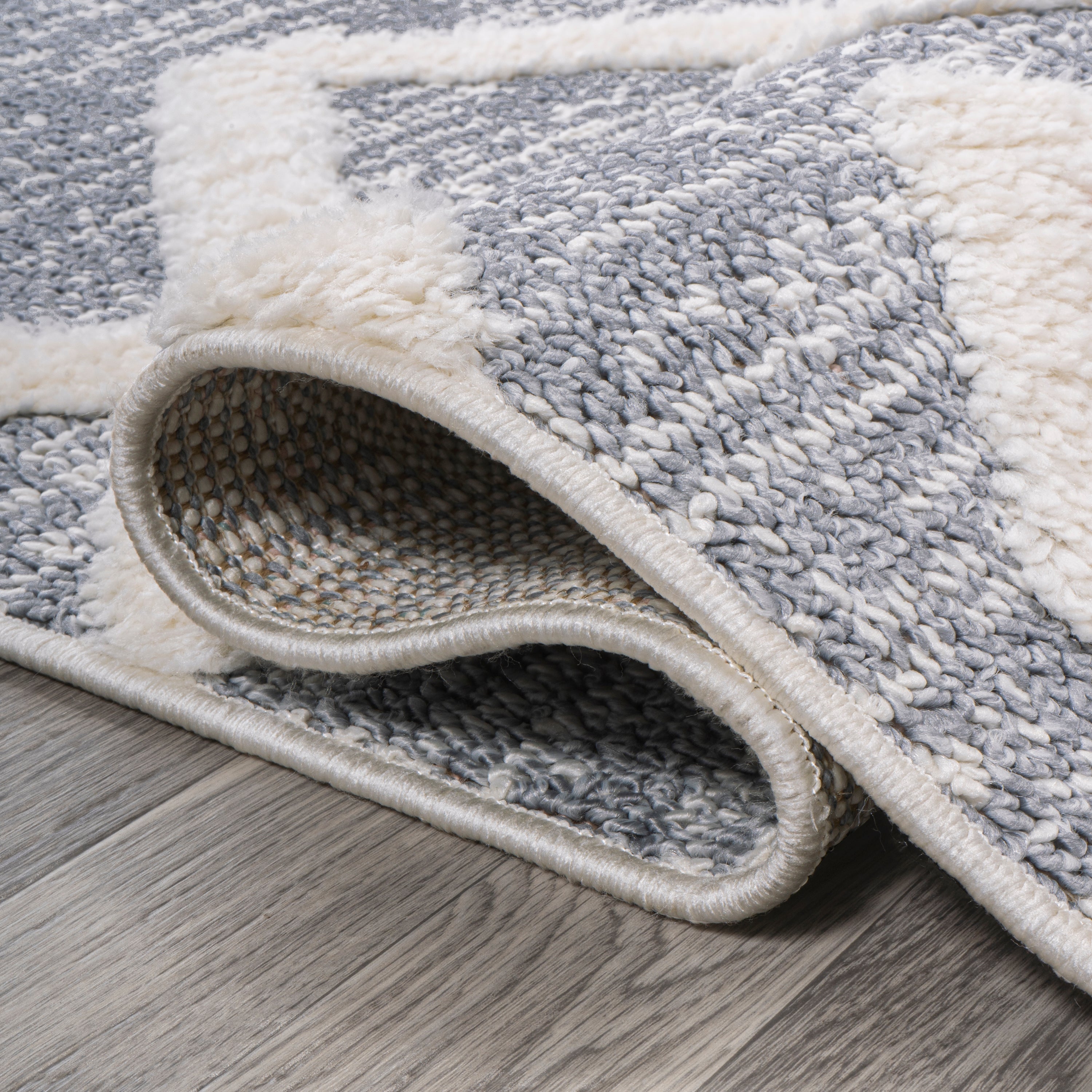 Monique Trellis High-Low Area Rug