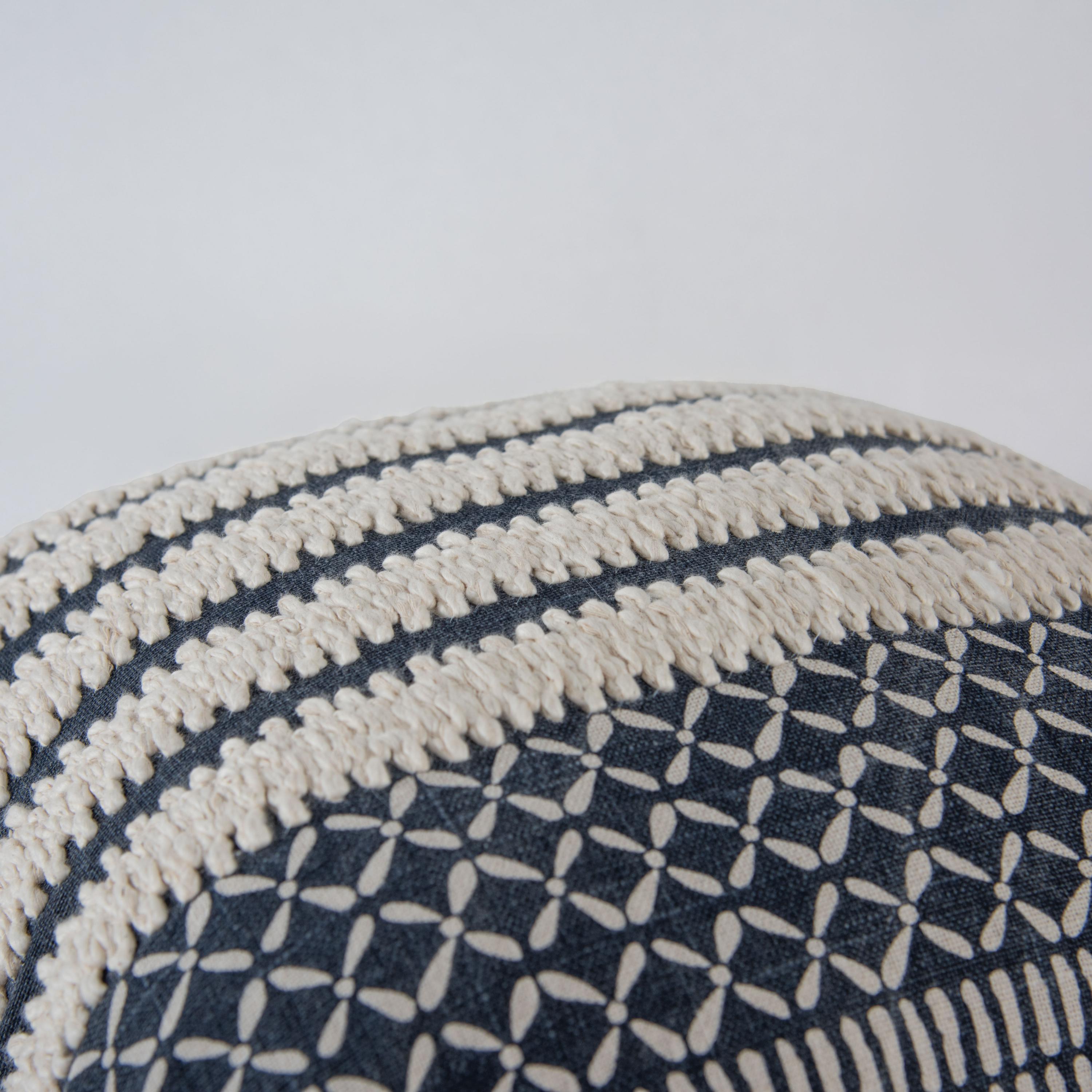Printed Stripe Decorative Throw Pillow