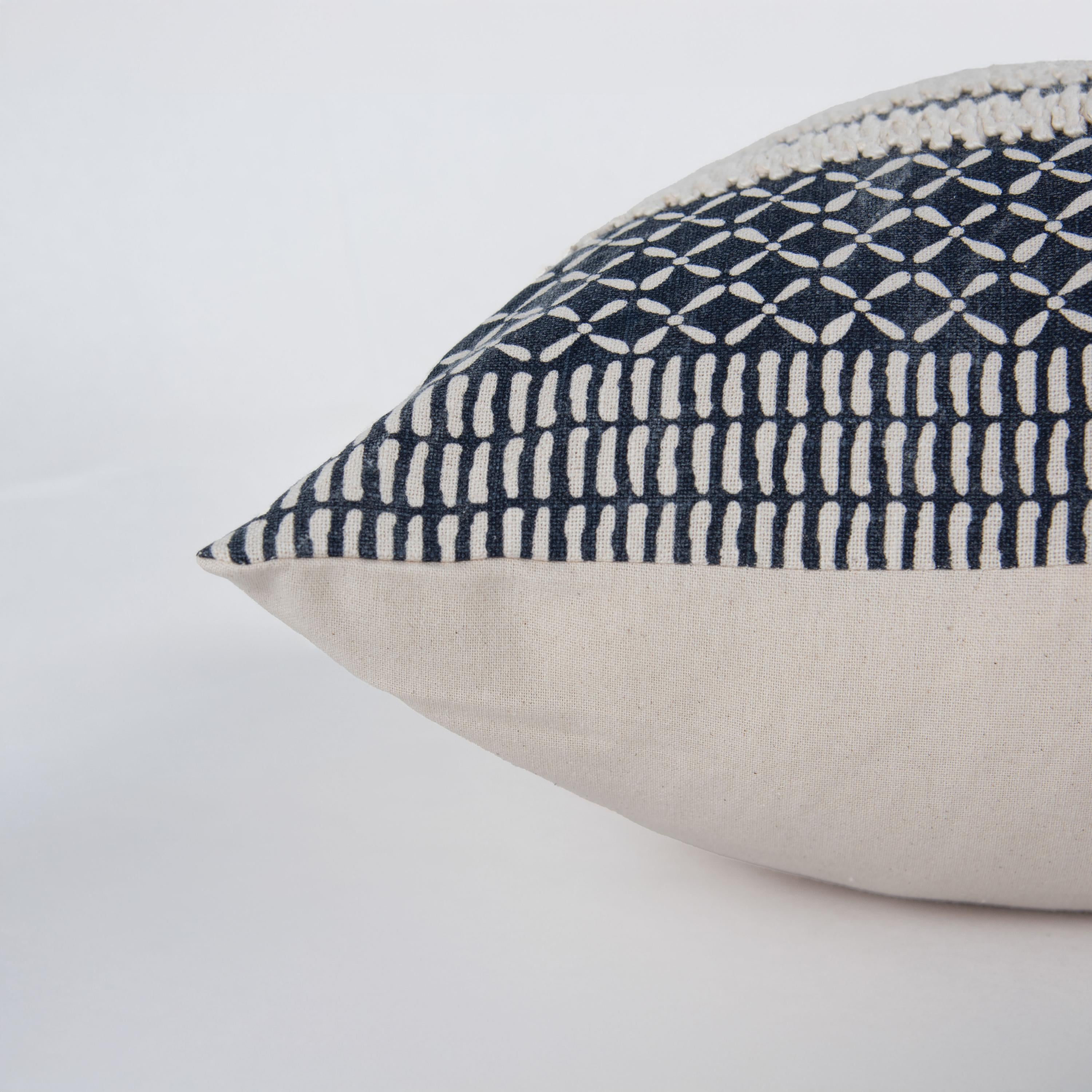 Printed Stripe Decorative Throw Pillow