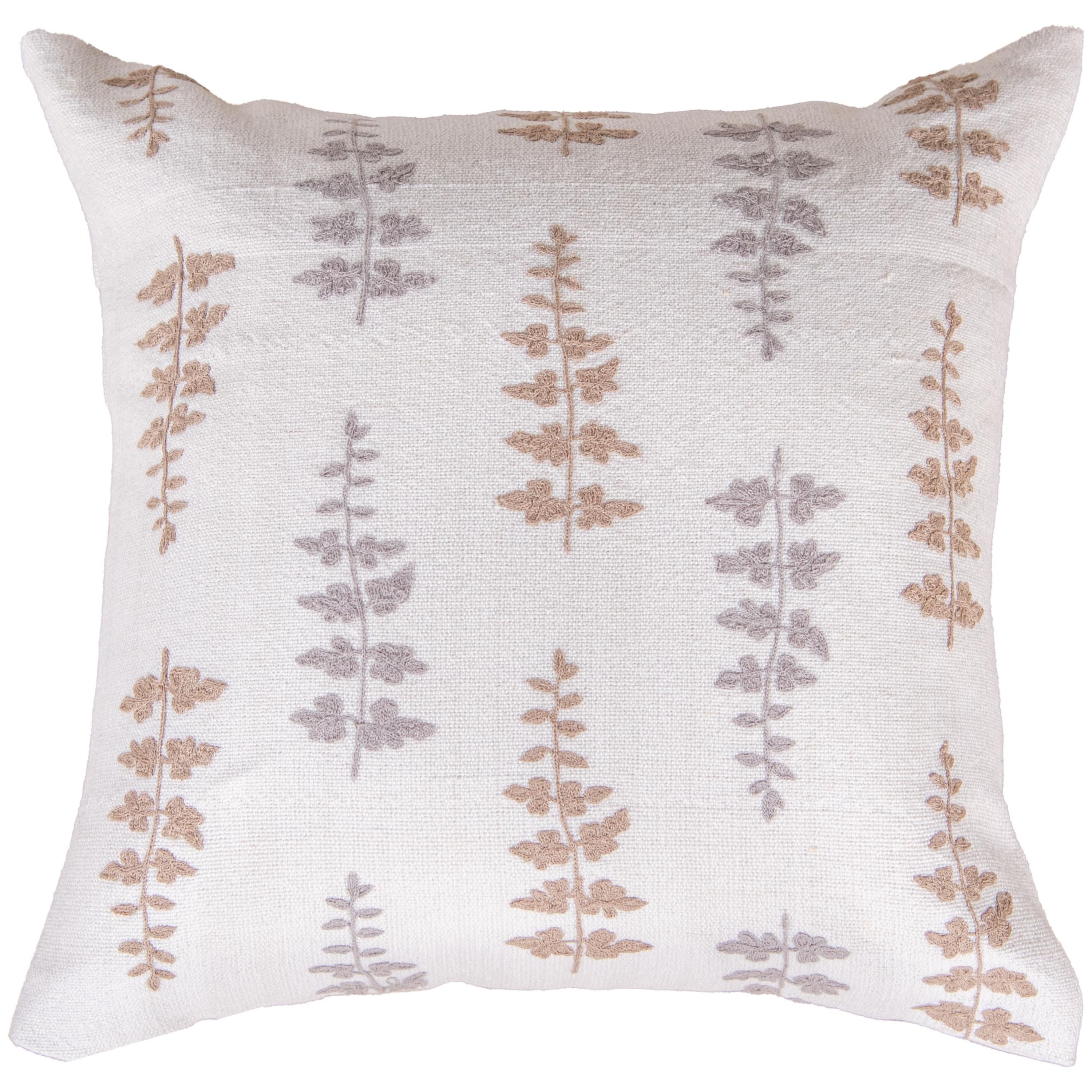 Indoor/Outdoor Farmhouse Floral Decorative Throw Pillow