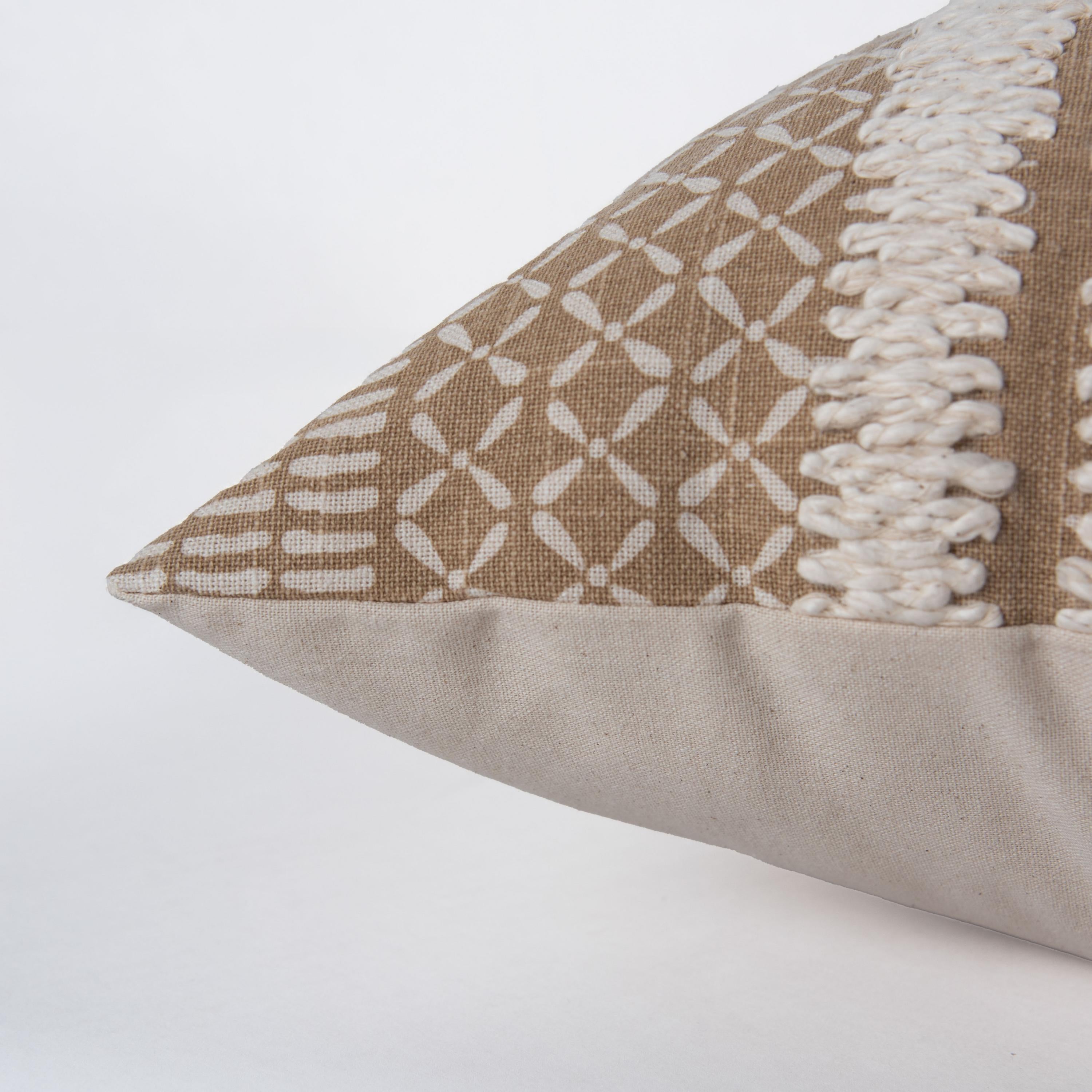 Printed Stripe Decorative Throw Pillow