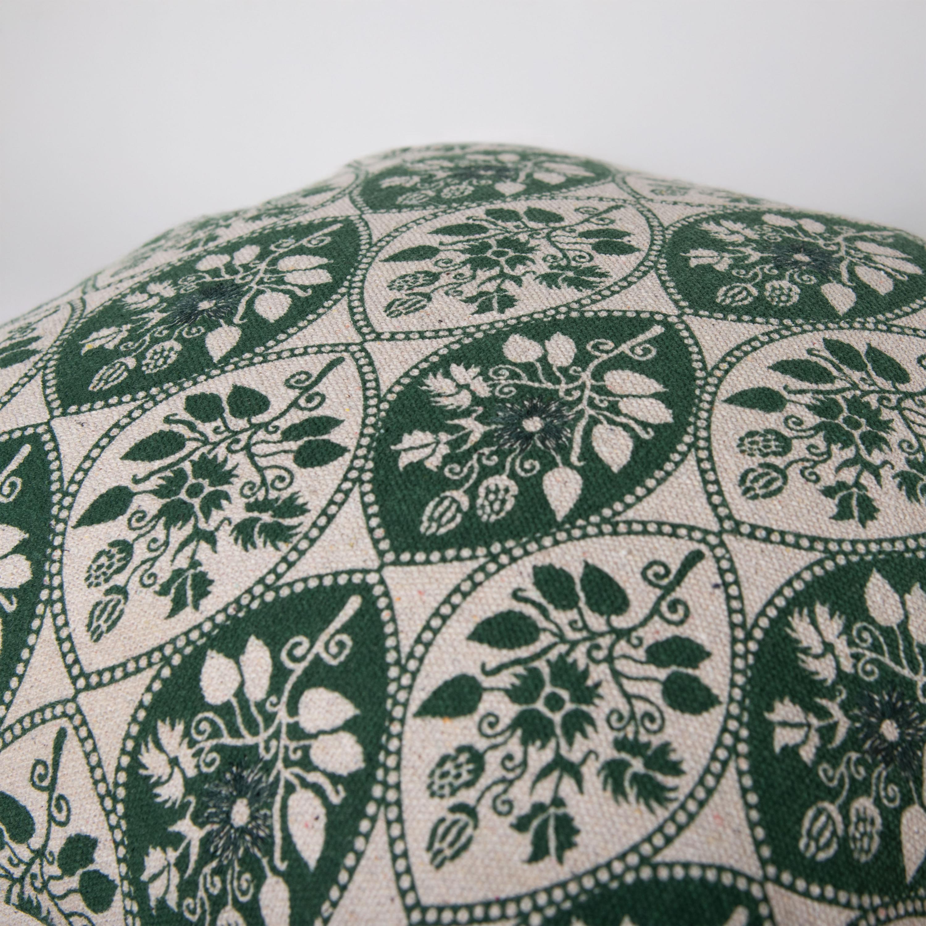 Oval Checker Floral Decorative Throw Pillow