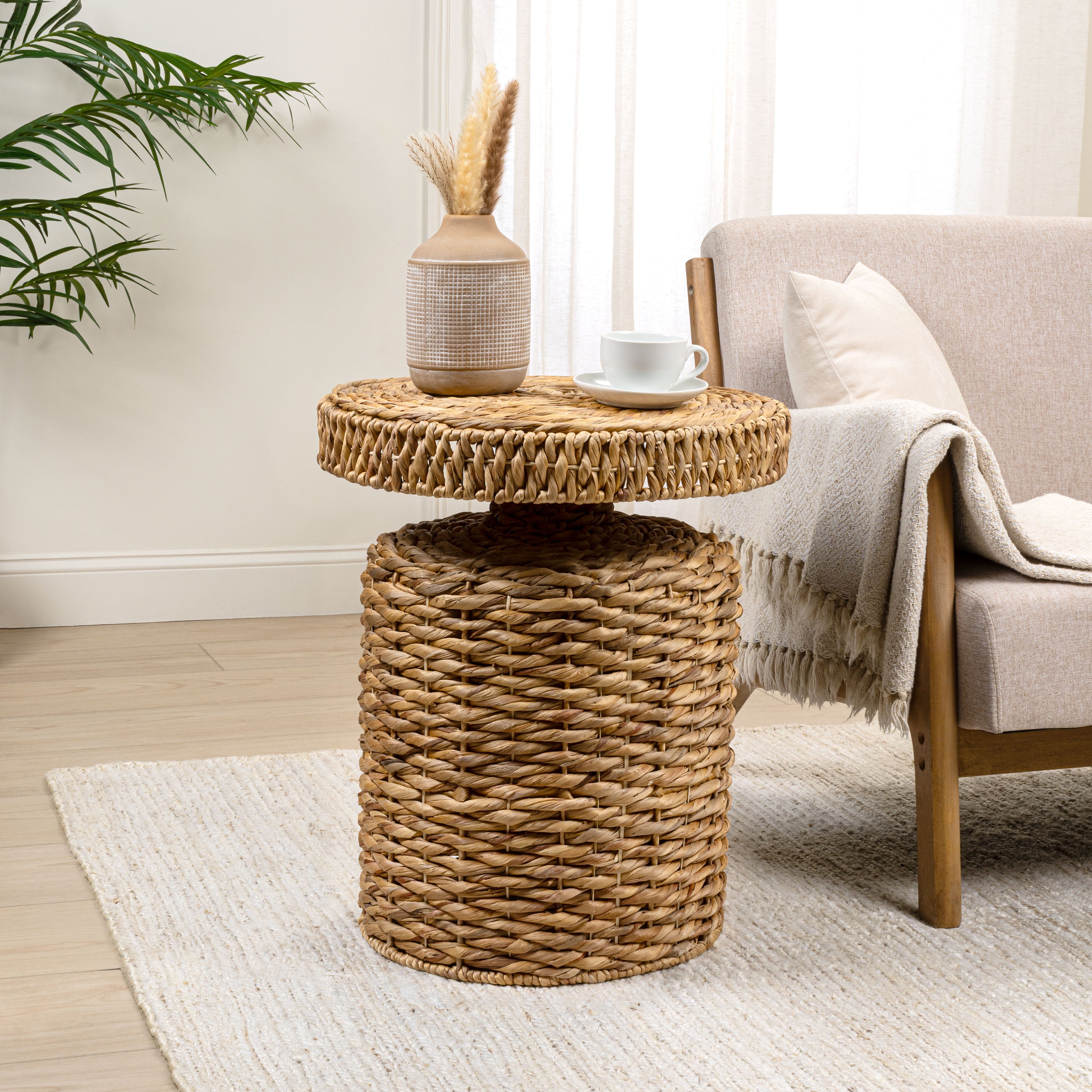 Marisol 19.65" Coastal Bohemian Handwoven Water Hyacinth Round Accent Side Table
