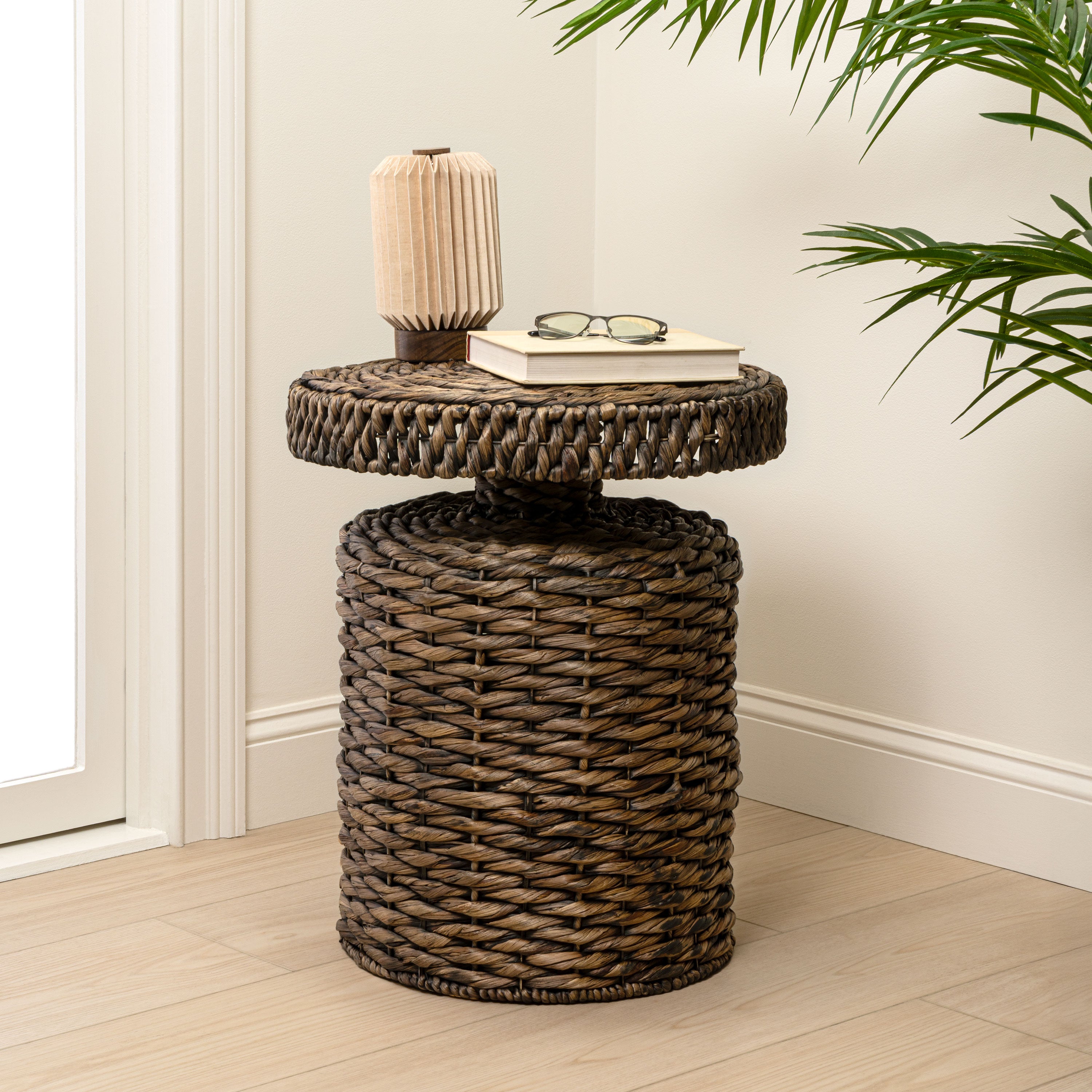 Marisol 19.65" Coastal Bohemian Handwoven Water Hyacinth Round Accent Side Table